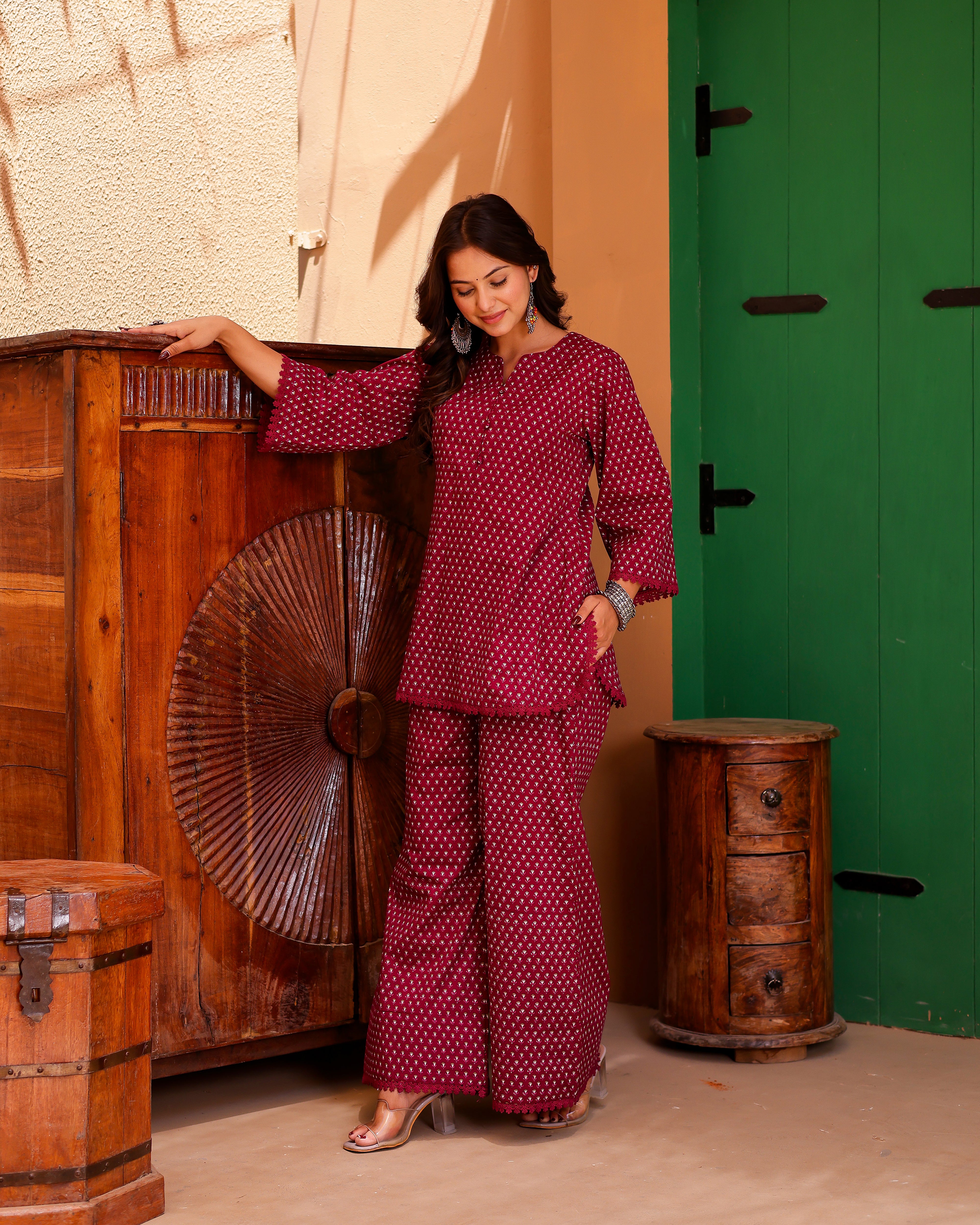 Maganta Handbock Suit Set - 001A0878.JPG