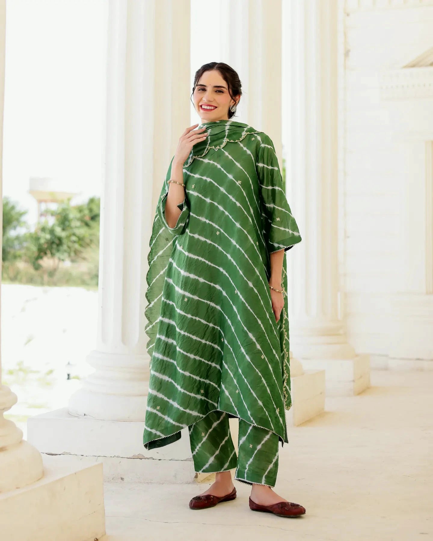 Verdant Forest Green Chanderi Hand Dyed Leheriya Kurta Set with Zari Aari Embroidery - AS-TTME-17 (6)