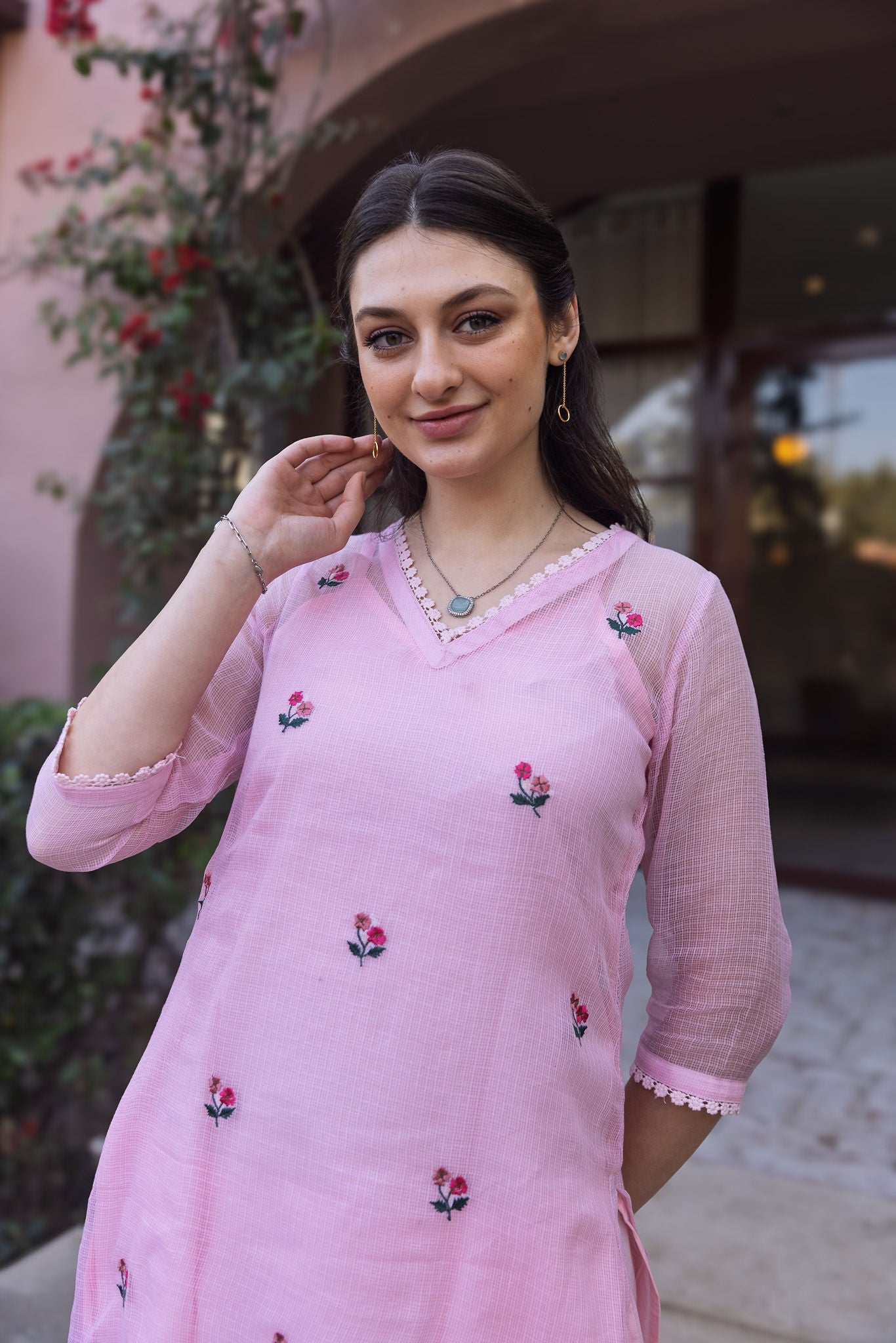 Light Pink Doriya Embroidered Kurti with Dupatta Suit set