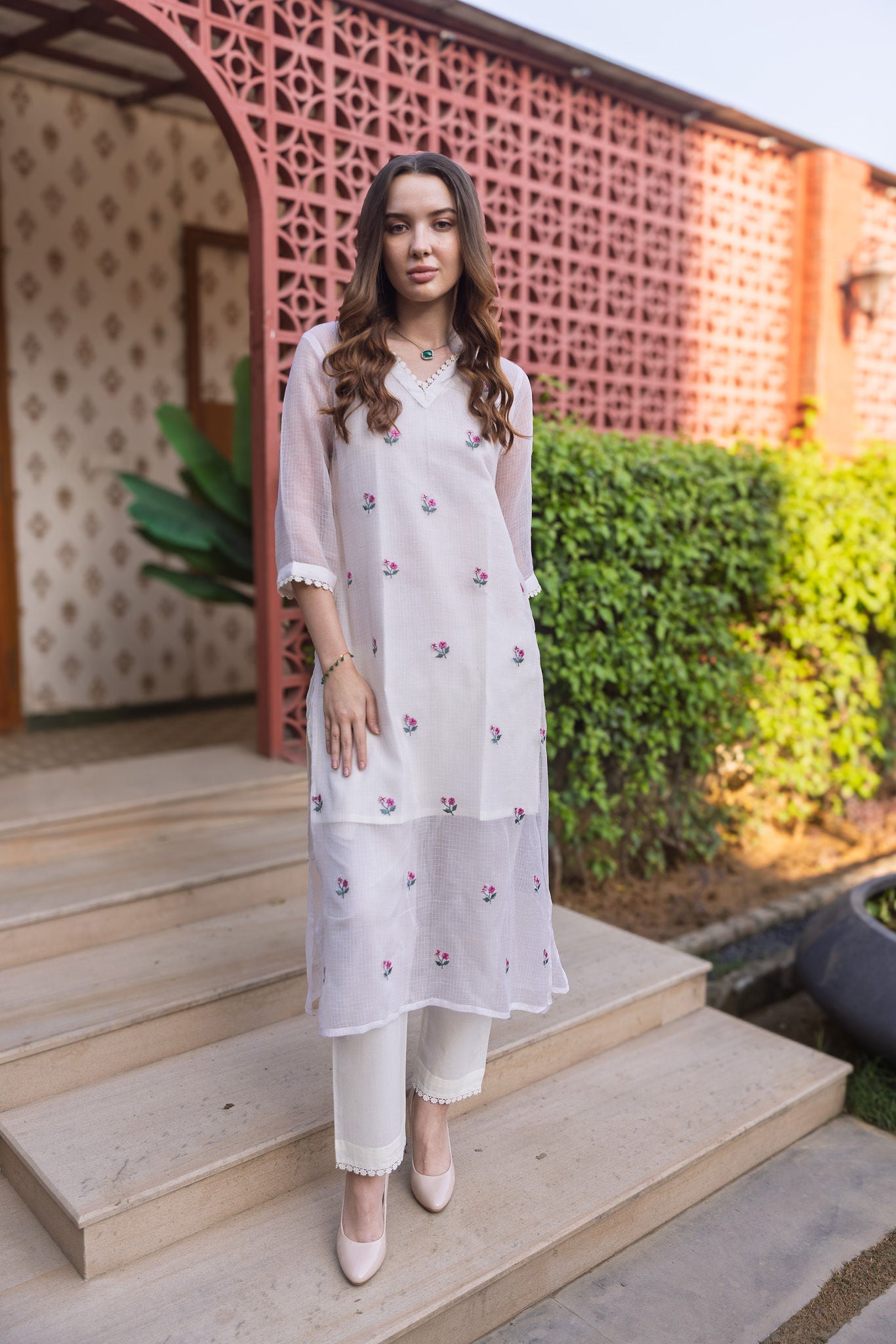 Off White Doriya Embroidered Kurti with Dupatta Suit set