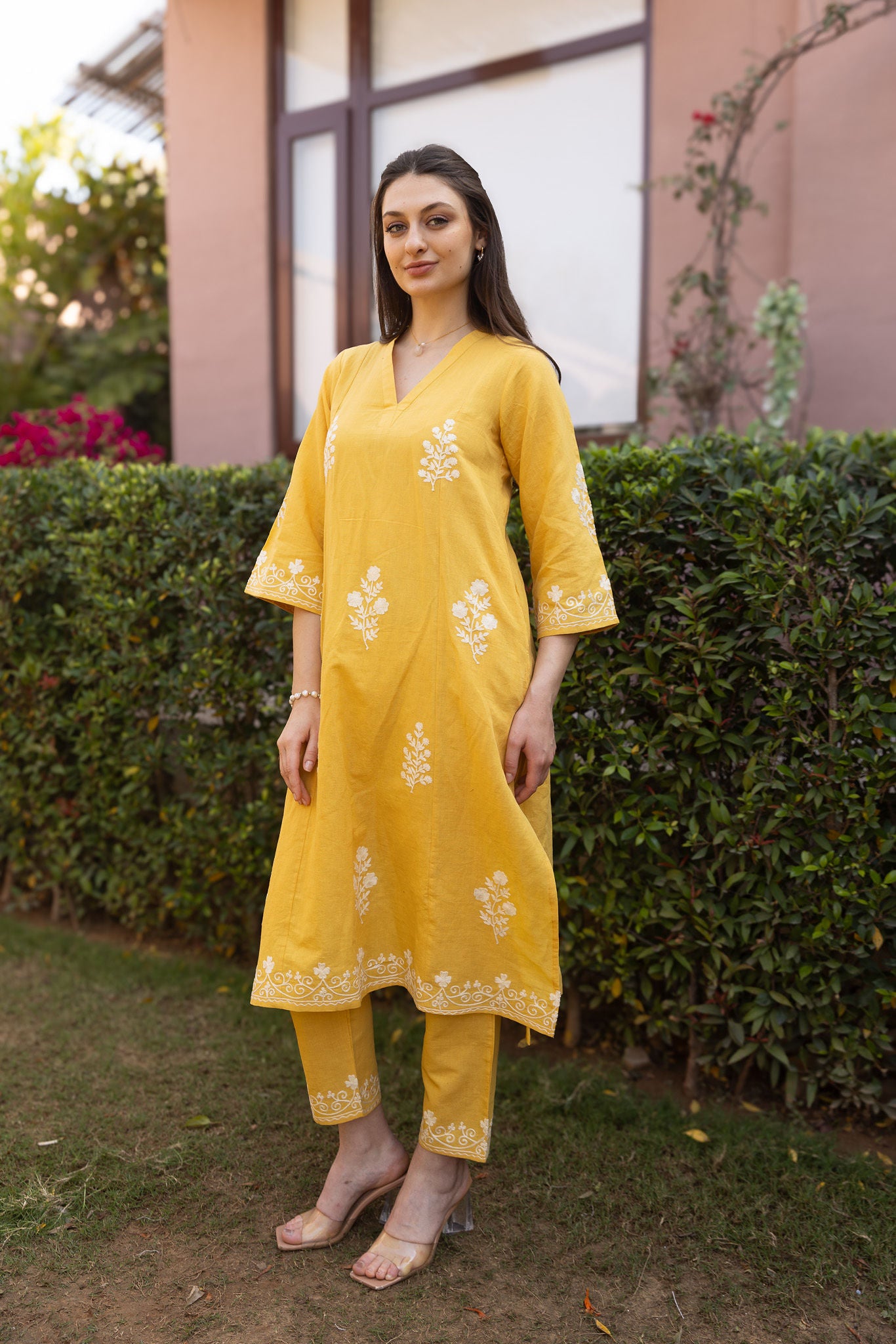Yellow linen Mughal Embroidery Straight Set