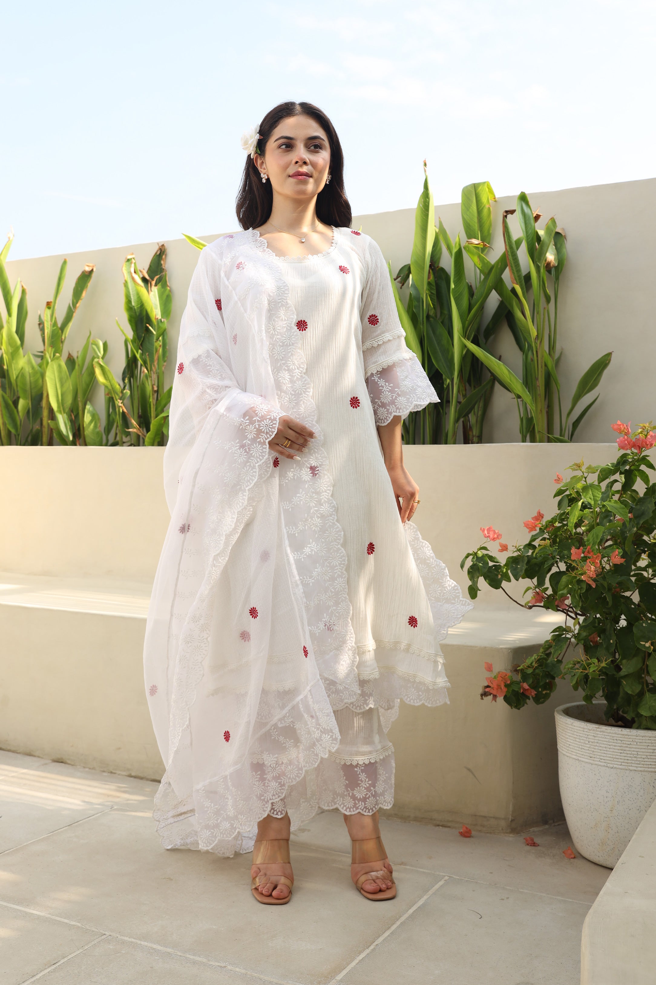Floral Elegance White Cotton Gauze Kurta Set with Kota Doriya Dupatta Asrumo