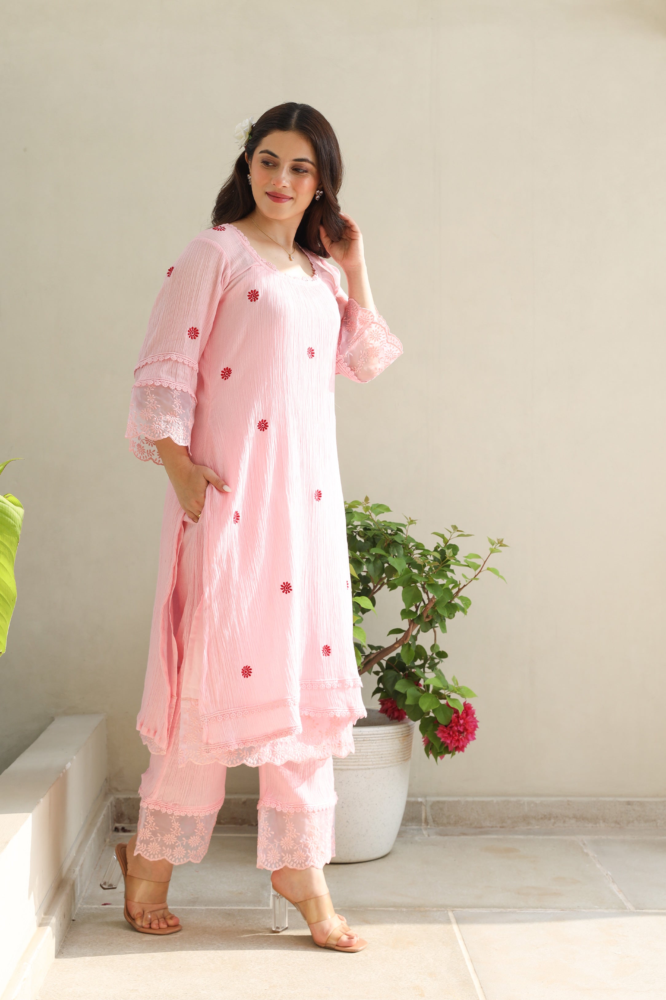 Floral Elegance Pink Cotton Gauze Kurta Set with Kota Doriya Dupatta Asrumo