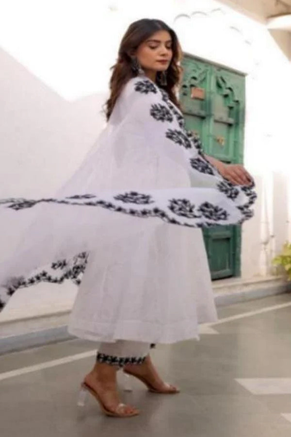 White Chanderi Three Kali Kurta Set with embroidered Work Organza Dupatta