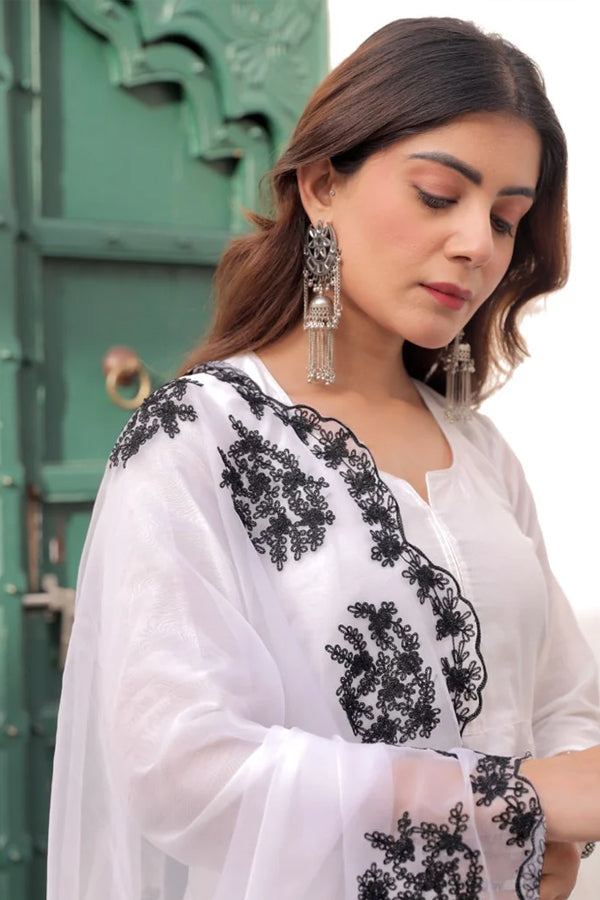 White Chanderi Three Kali Kurta Set with embroidered Work Organza Dupatta