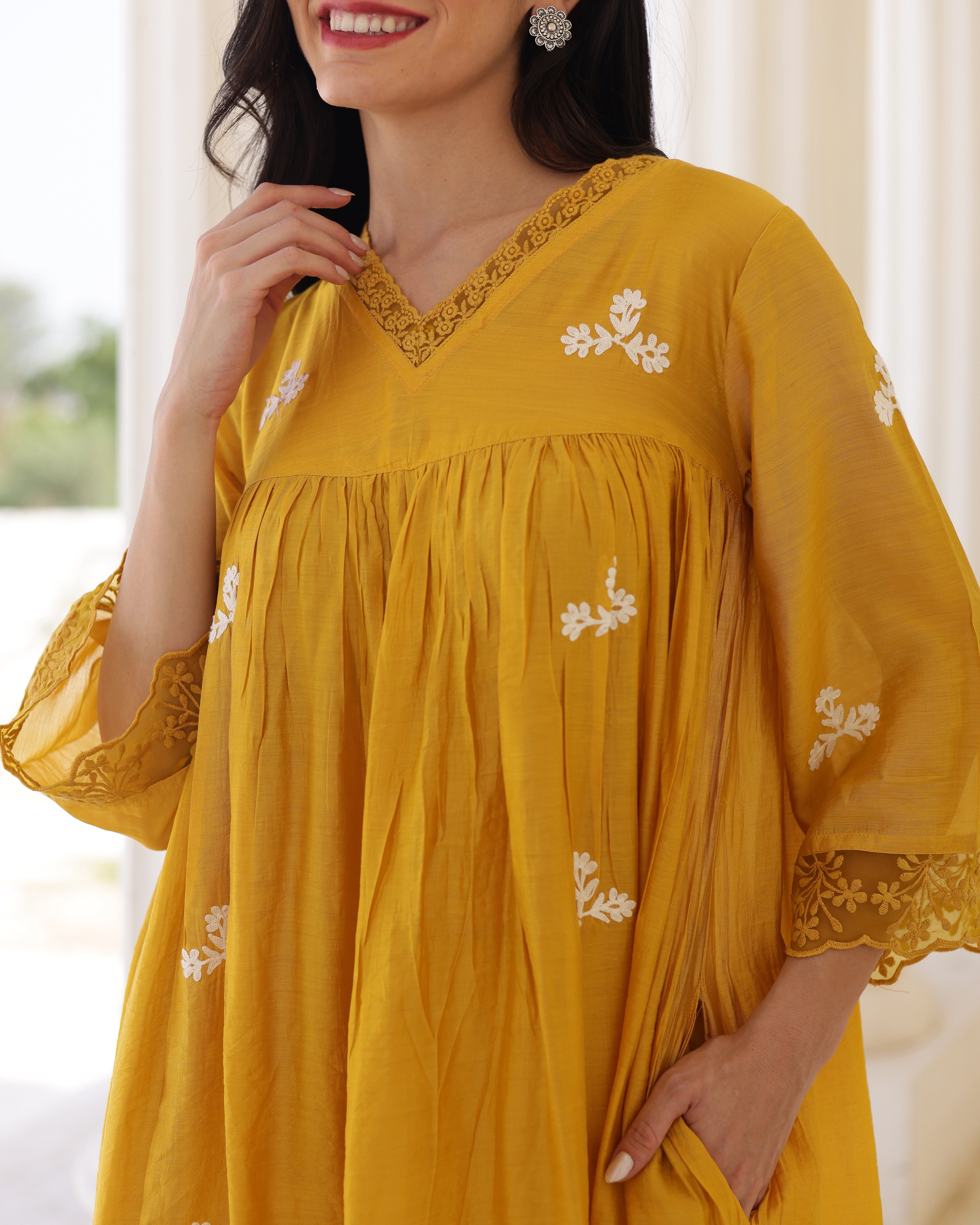 Solea Golden Chanderi Aari Embroidered Kurta Palazzo Set with Lace Dupatta