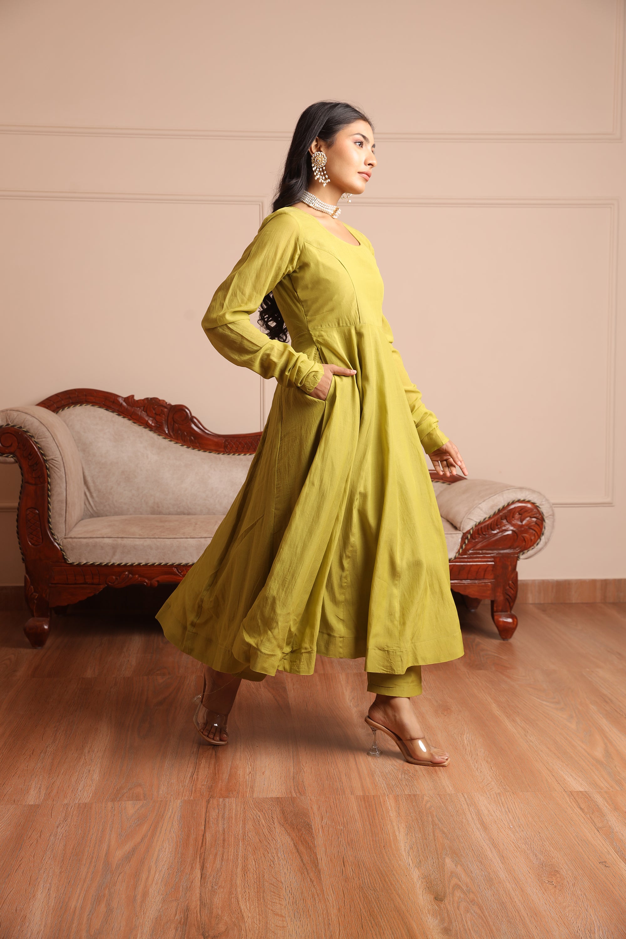 Green anarkali suit - Asrumo