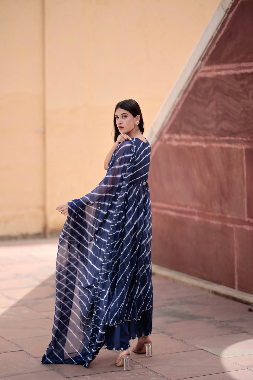 Neela Lehariya straight set Asrumo