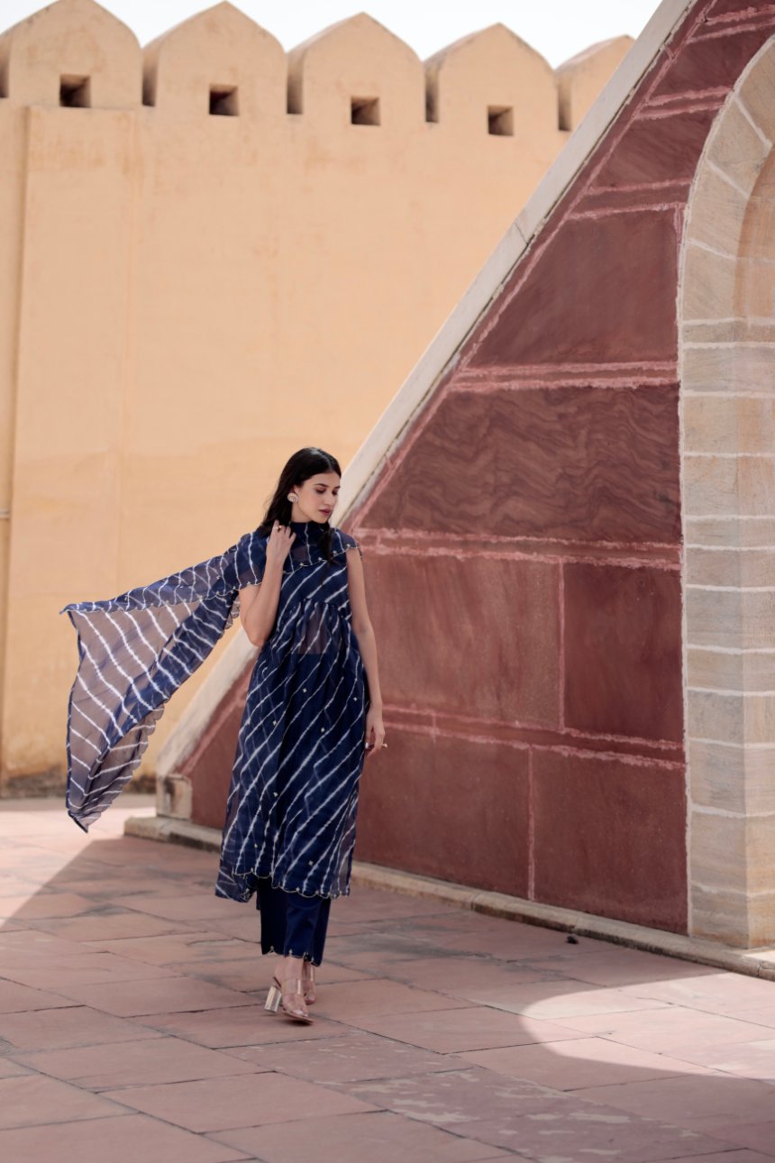 Neela Lehariya straight set Asrumo