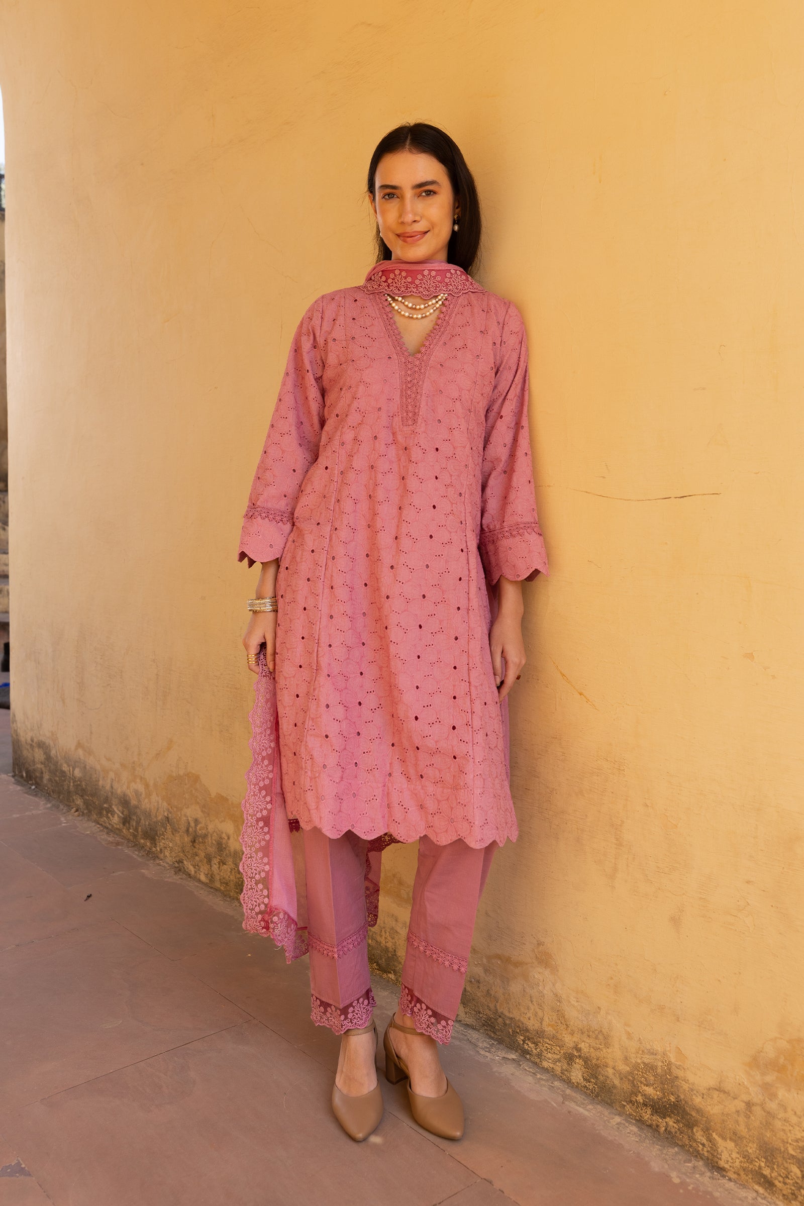 old rose embroidery kurti with dupatta