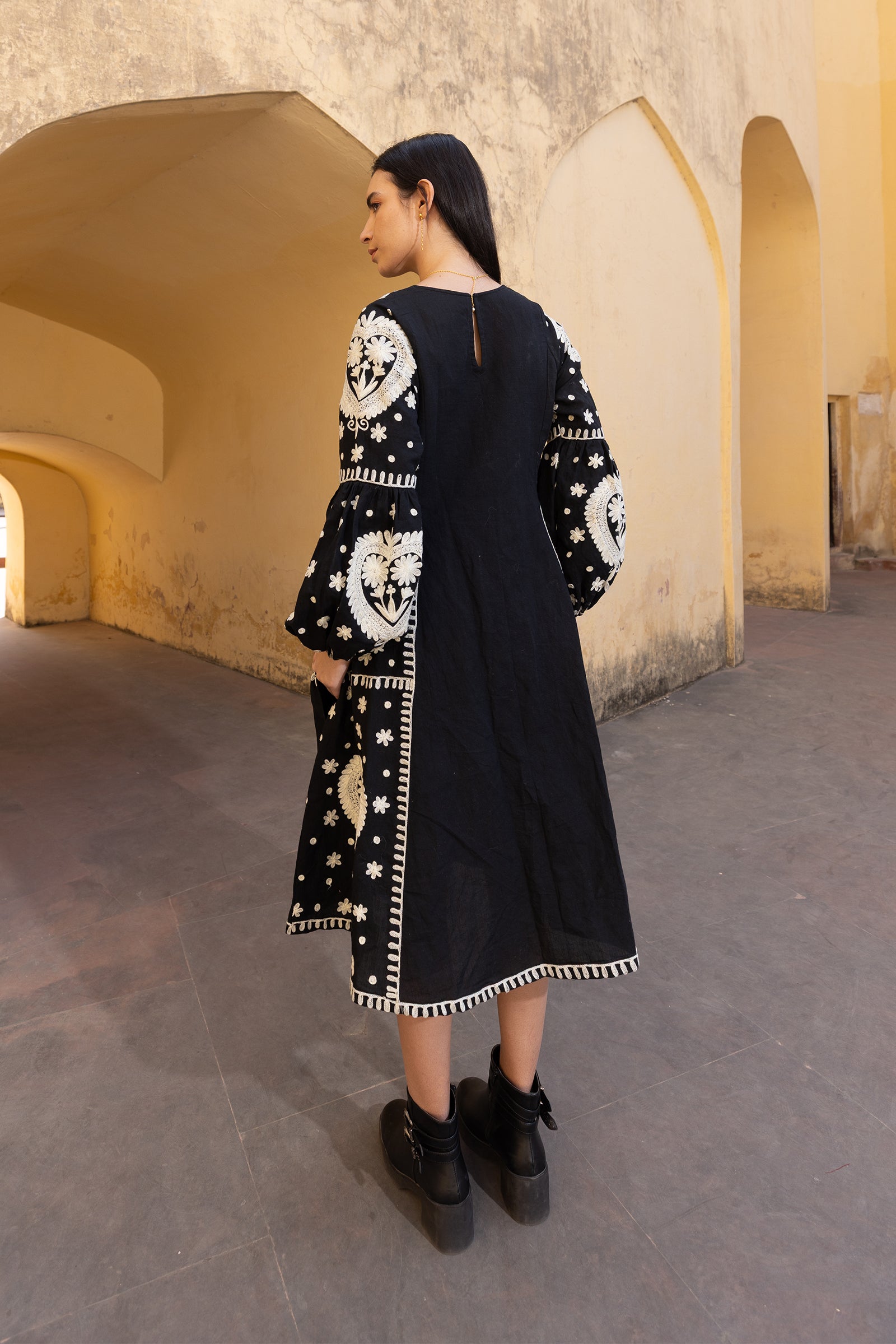 Black Linen Blend Embroidered Kaftan Dress