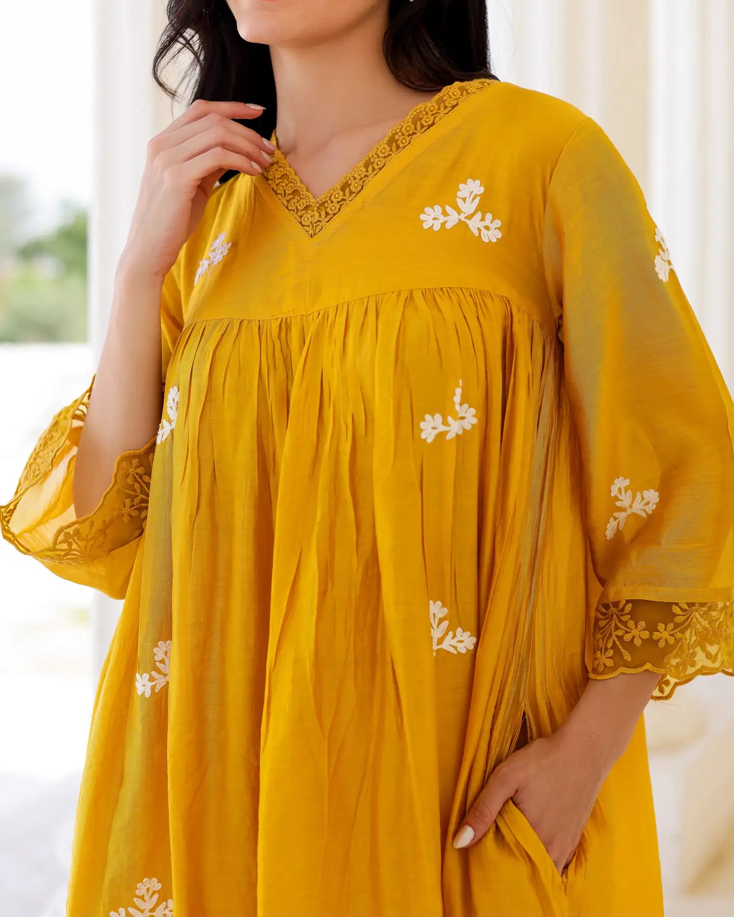 Solea Golden Chanderi Aari Embroidered Kurta Palazzo Set with Lace Dupatta - AS-TTME-14 (5)