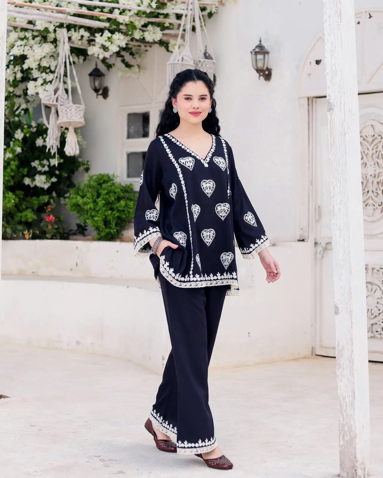 Noir Handcrafted Black Embroidered Kurta Palazzo Set with Organza Dupatta - AS-TTME-1 (5)