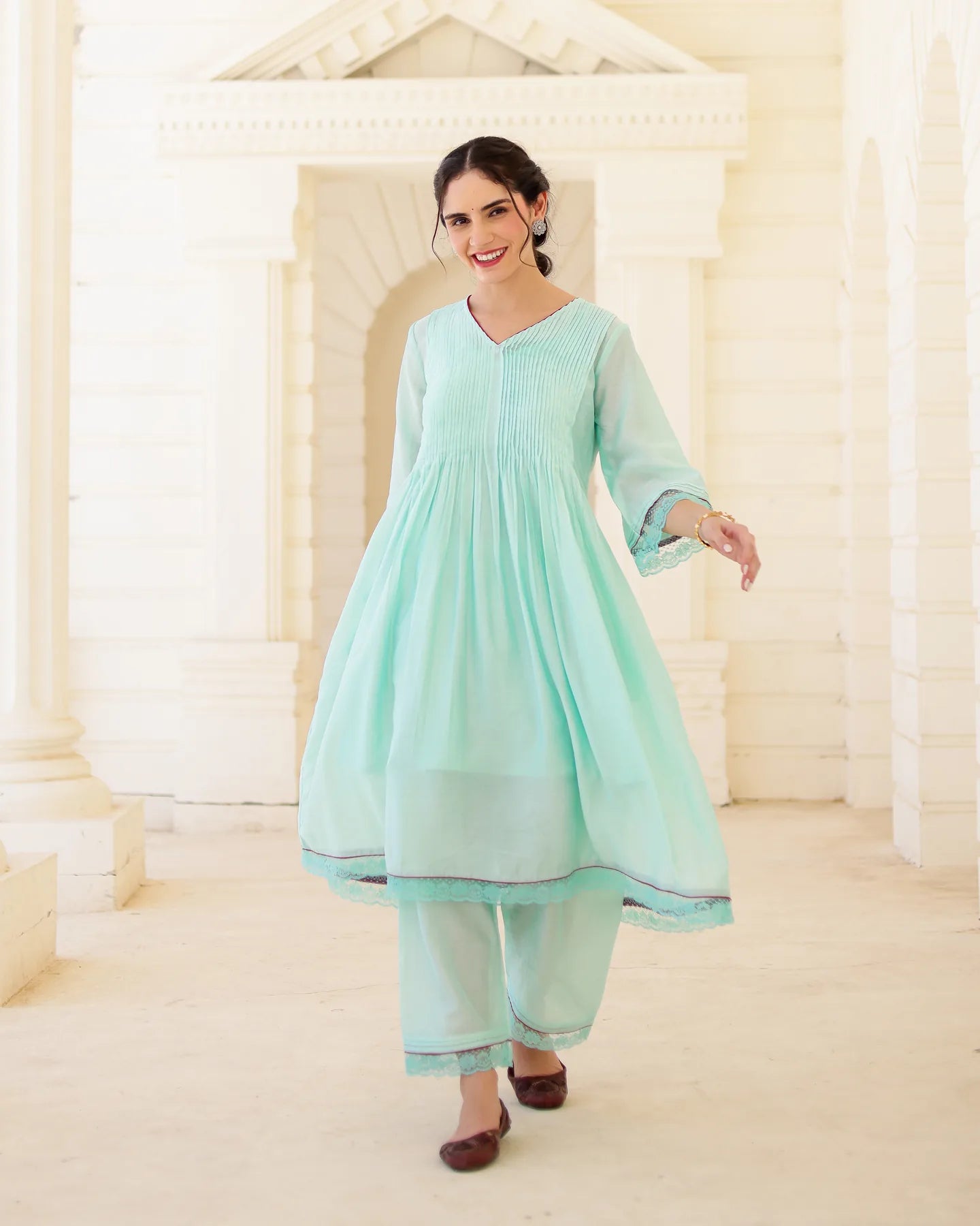 Floris Mint Chanderi Aari Embroidered Kurta Palazzo Set with Floral Dupatta - AS-TTME-21 (4)