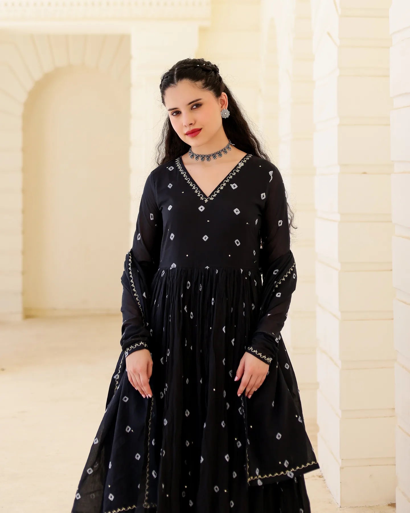 Noir Bindiya Black Cotton Mulmul Bandhani Aari Zari Embroidered Suit Set - AS-TTME-28 (10)