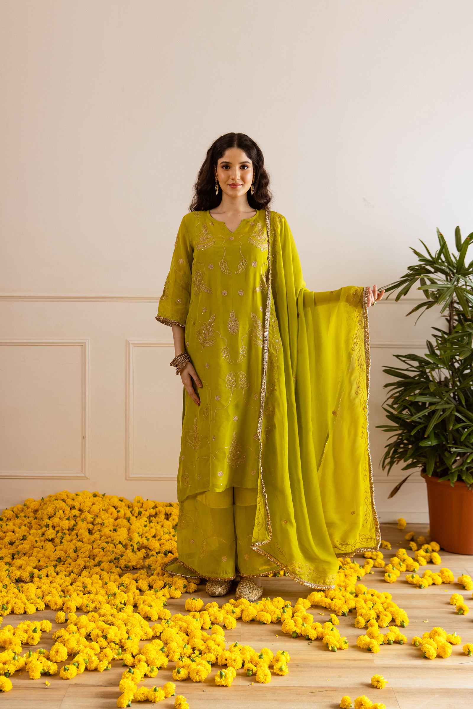 Green Embroidery Viscose Organza Straight Kurta Set - Asrumo