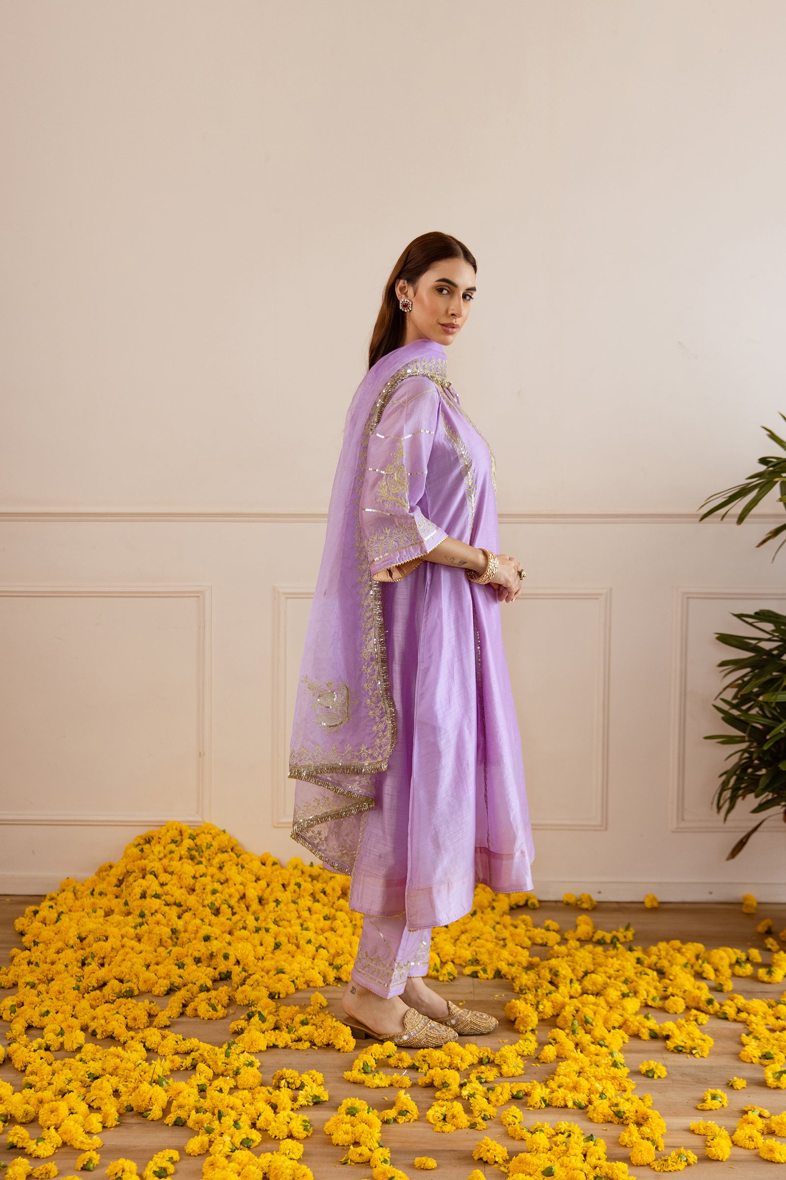 Lilac Chanderi Three Kali Kurta Set With Elegant Embroiderd Organza Duppatta