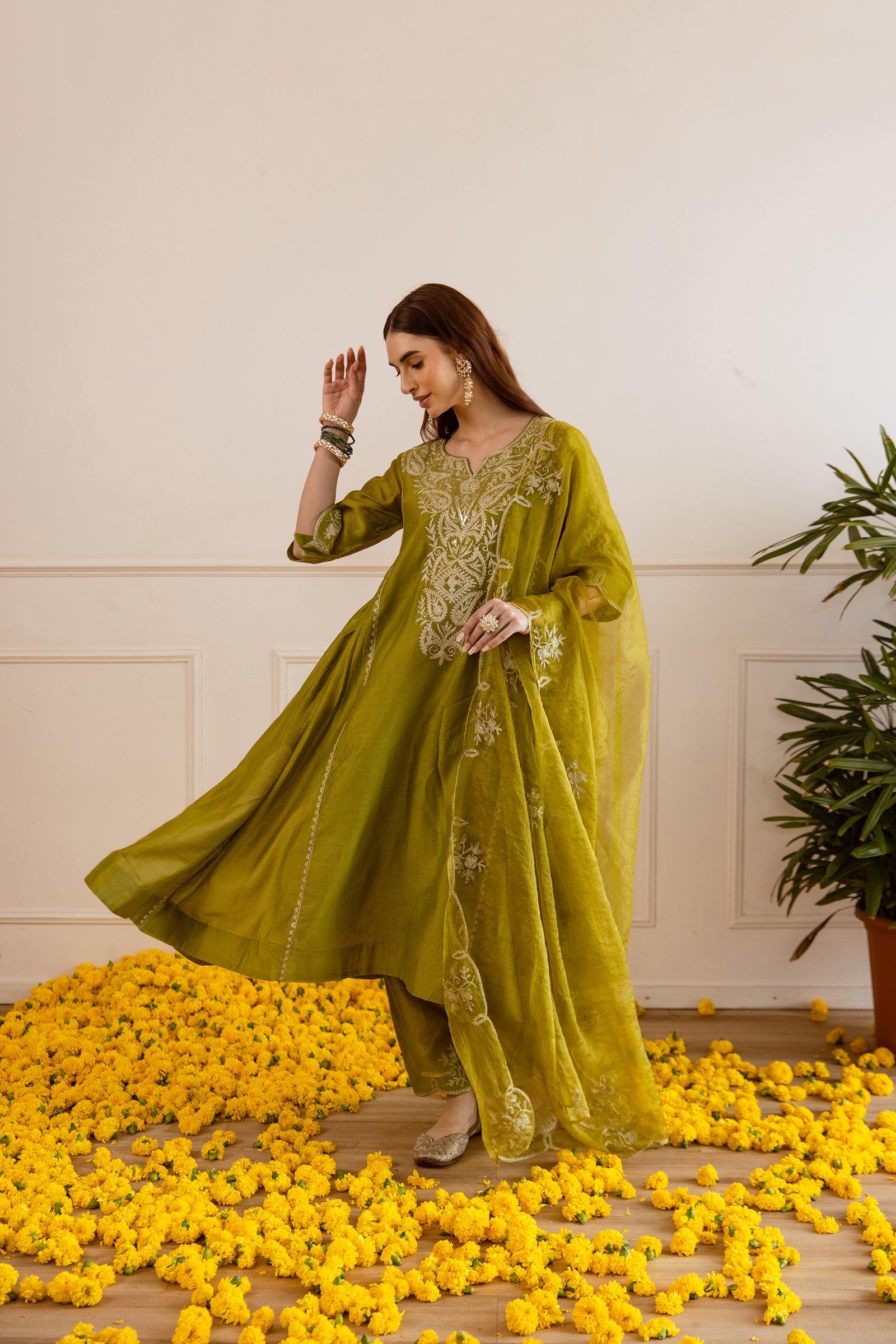 Green Chanderi Kurta Set With Organza Dupatta - Asrumo