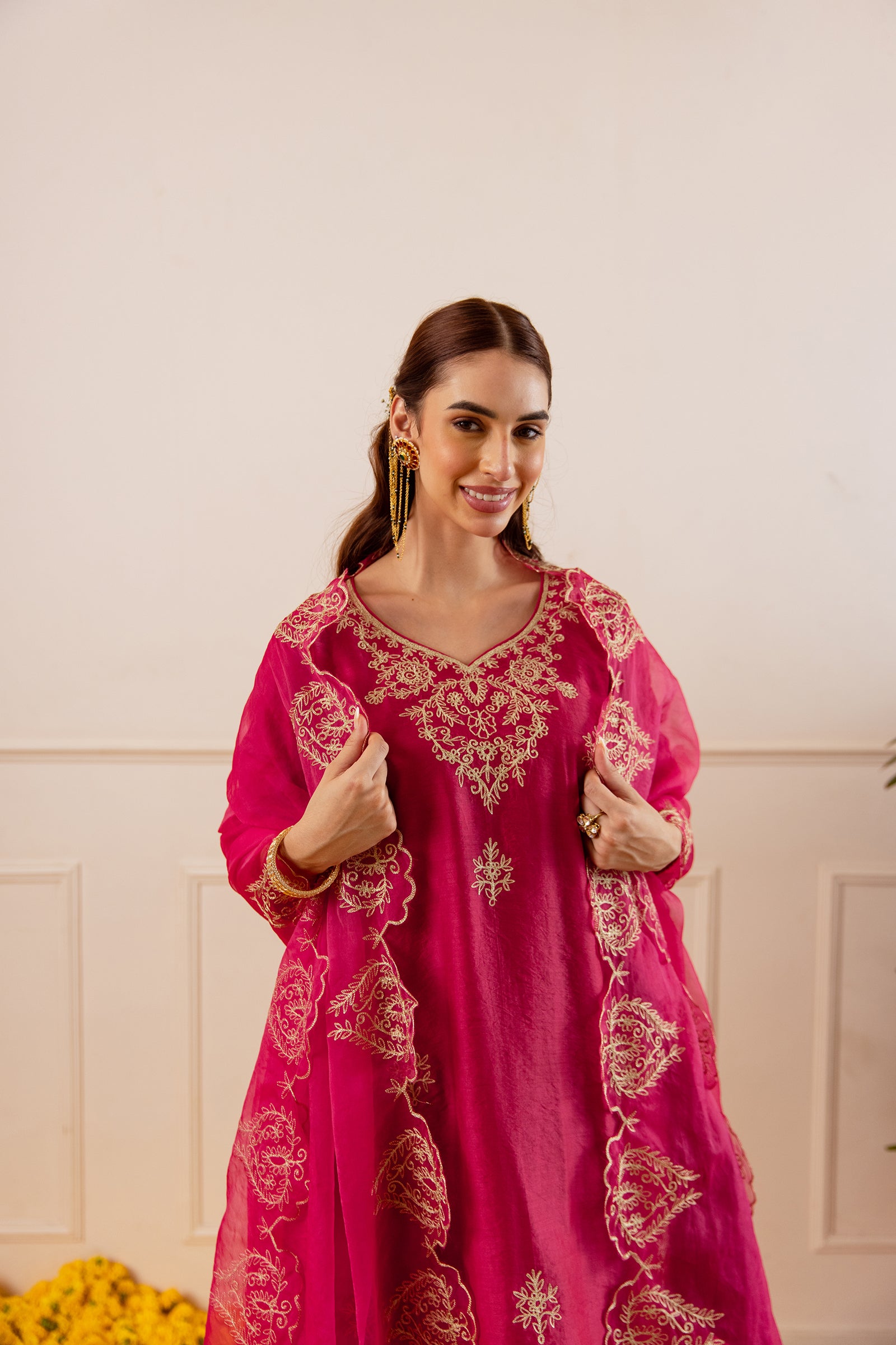 Vivid Pink Straight Fit Kurta Set With Scallop Duppata - Asrumo