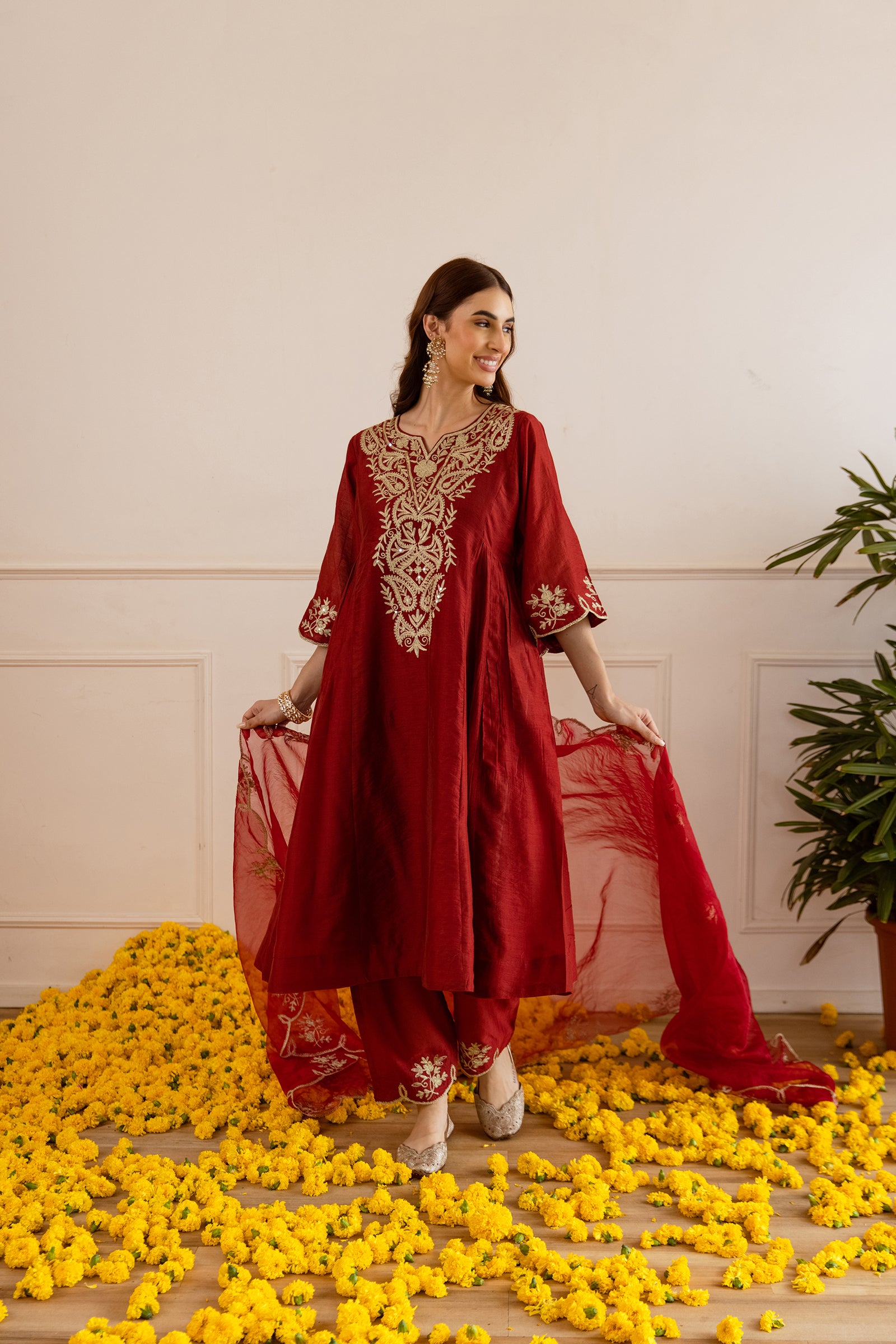 Maroon Chanderi Kurta Set With Organza Dupatta - Asrumo
