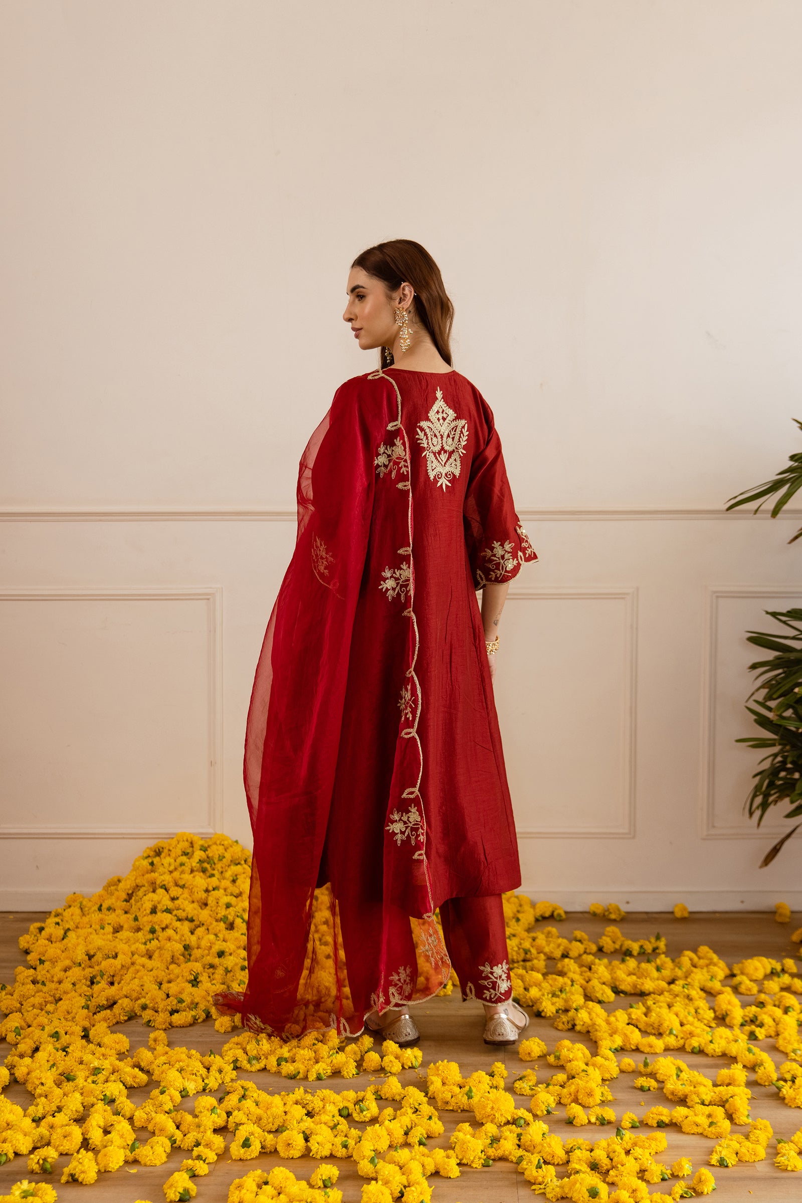 Maroon Chanderi Kurta Set With Organza Dupatta - Asrumo