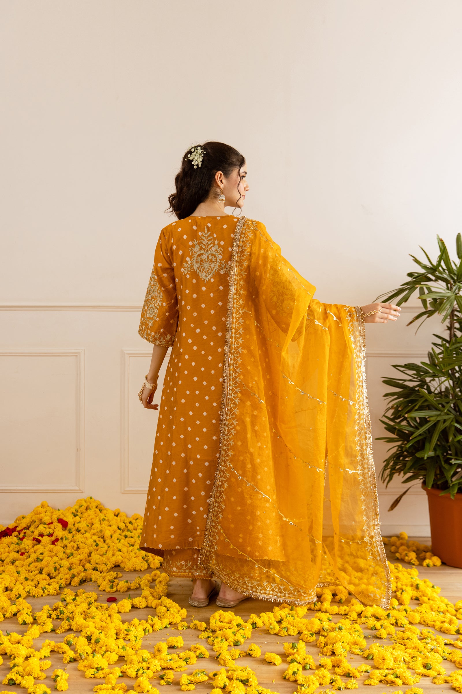 Marigold Hand Bandhej straight Suit Set - Asrumo