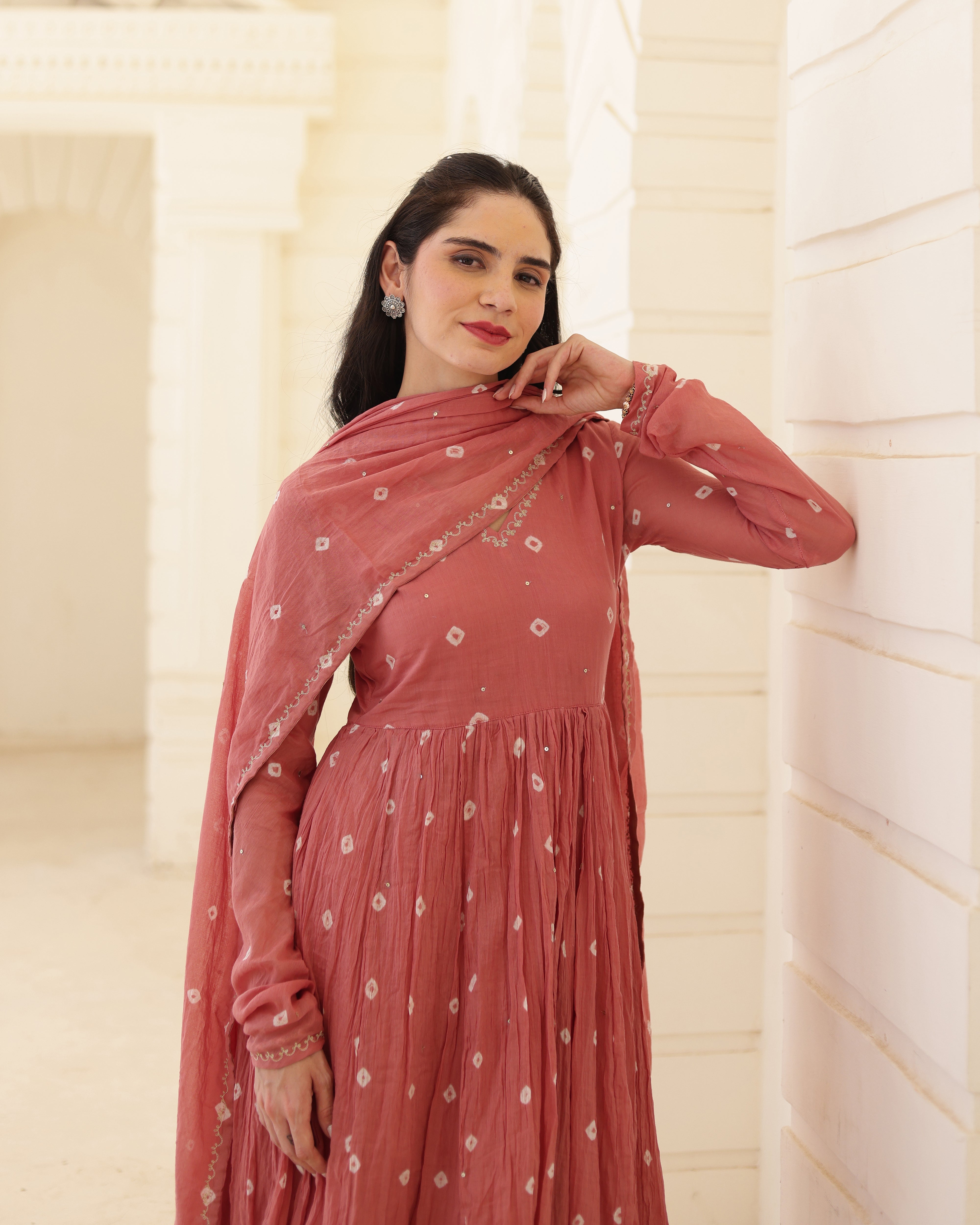 Dusty Rose Cotton Mulmul Bandhani Suit Set with Aari Zari Work
