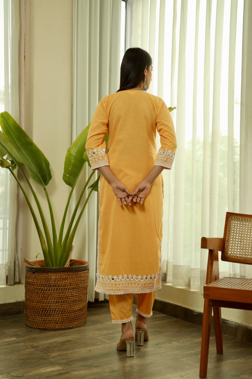 Yellow embroidered cotton straight set Asrumo