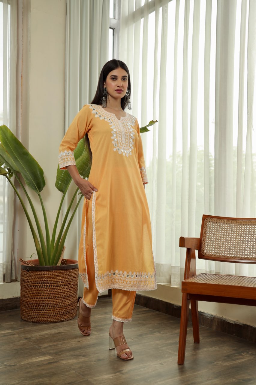 Yellow embroidered cotton straight set Asrumo