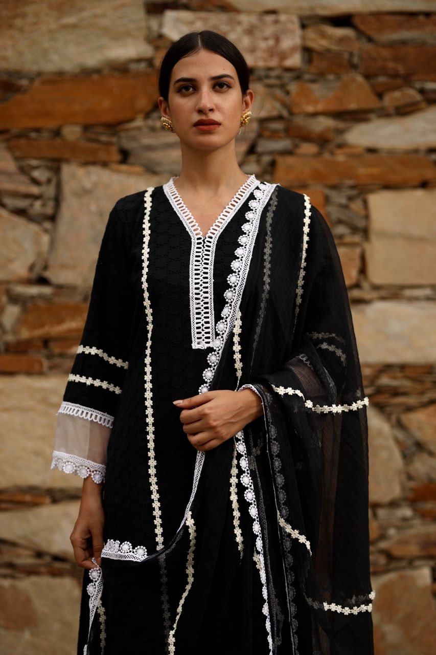 BLACK COTTON CHIKANKARI WHITE LACE STRAIGHT SET Asrumo