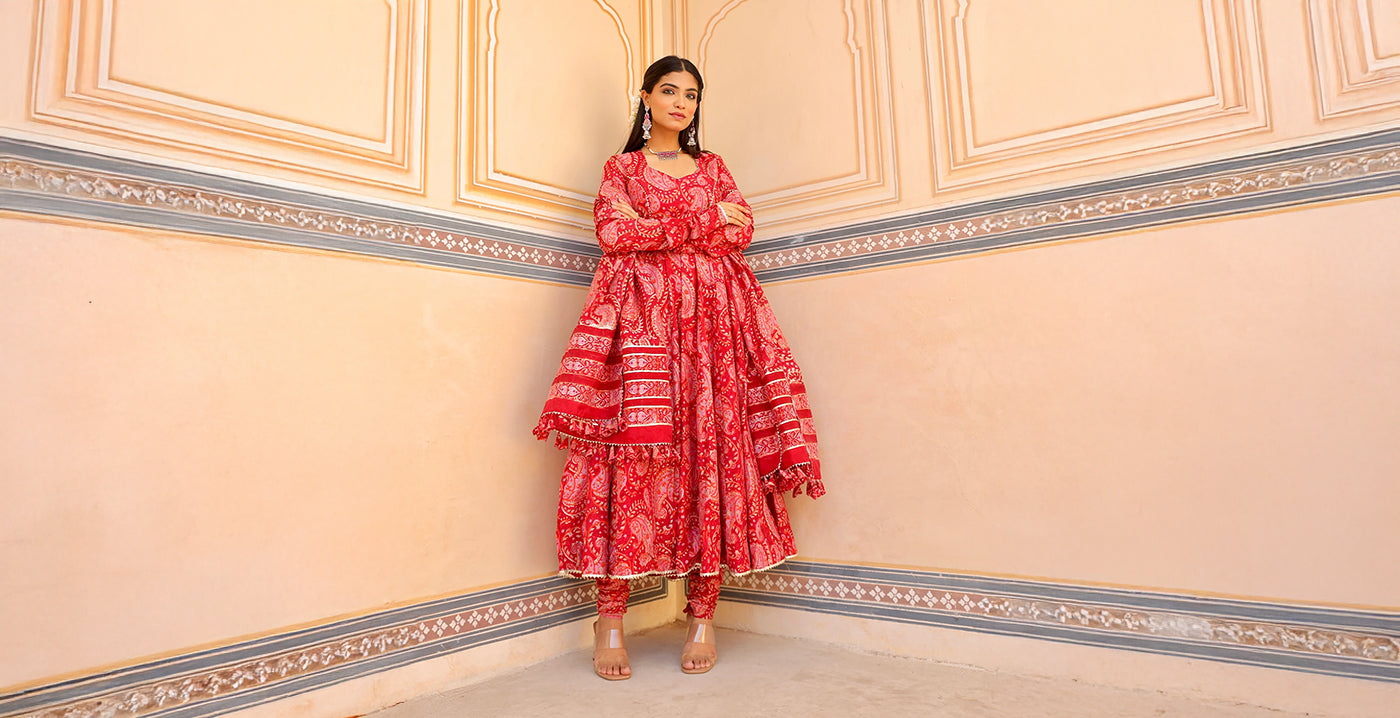 Light up the Bonfire Night with Elegant Anarkali Kurta Sets on Lohri