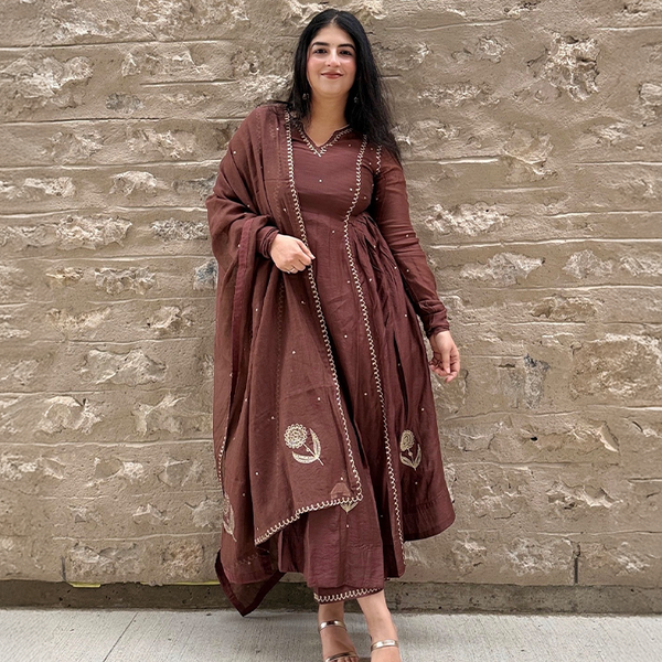 brown garba dress Artistic Gamthi Work Chaniya Choli for Navratri