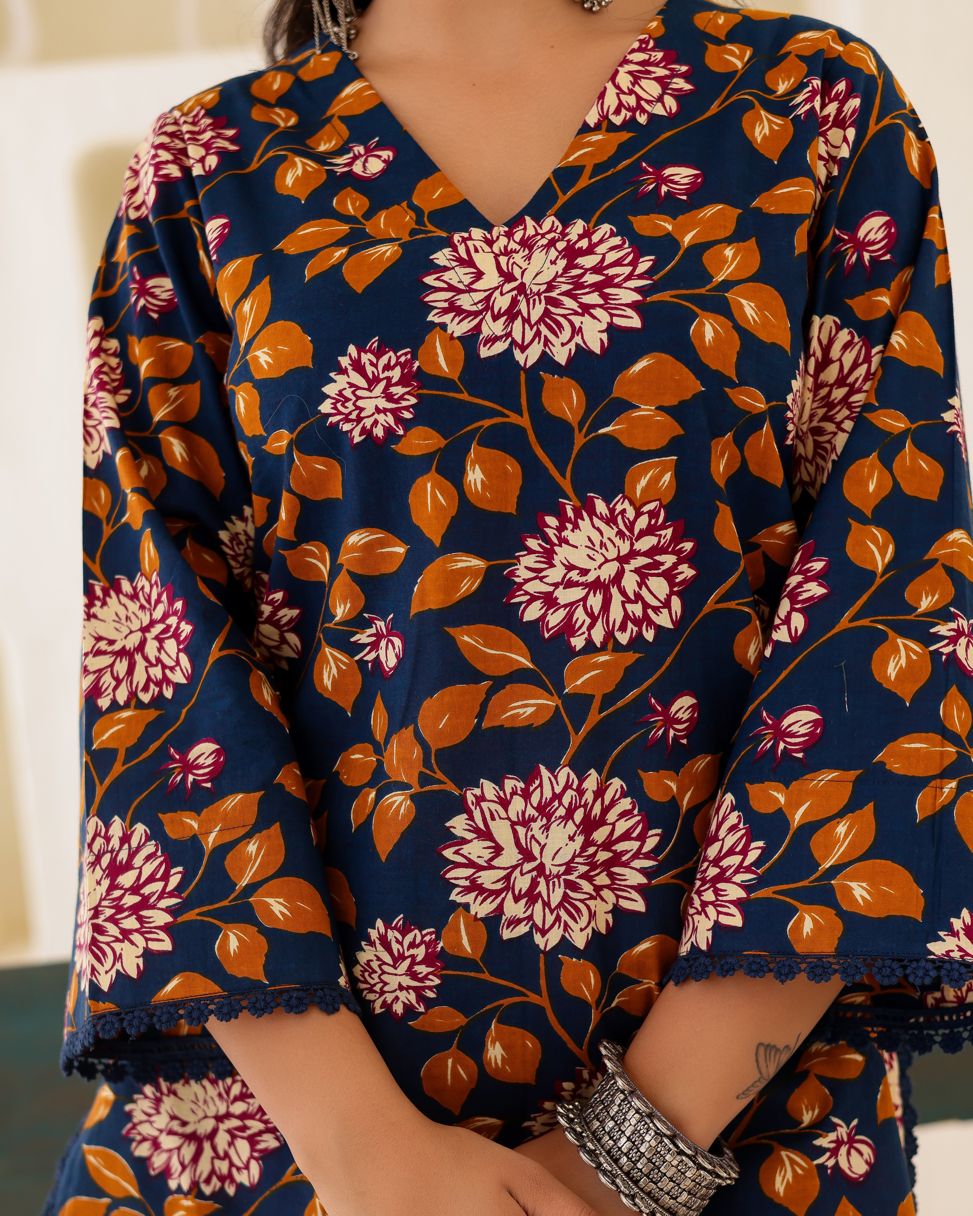 NAVY BLUE  HANDBLOCK  Straight Suit Set - 001A0594.JPG