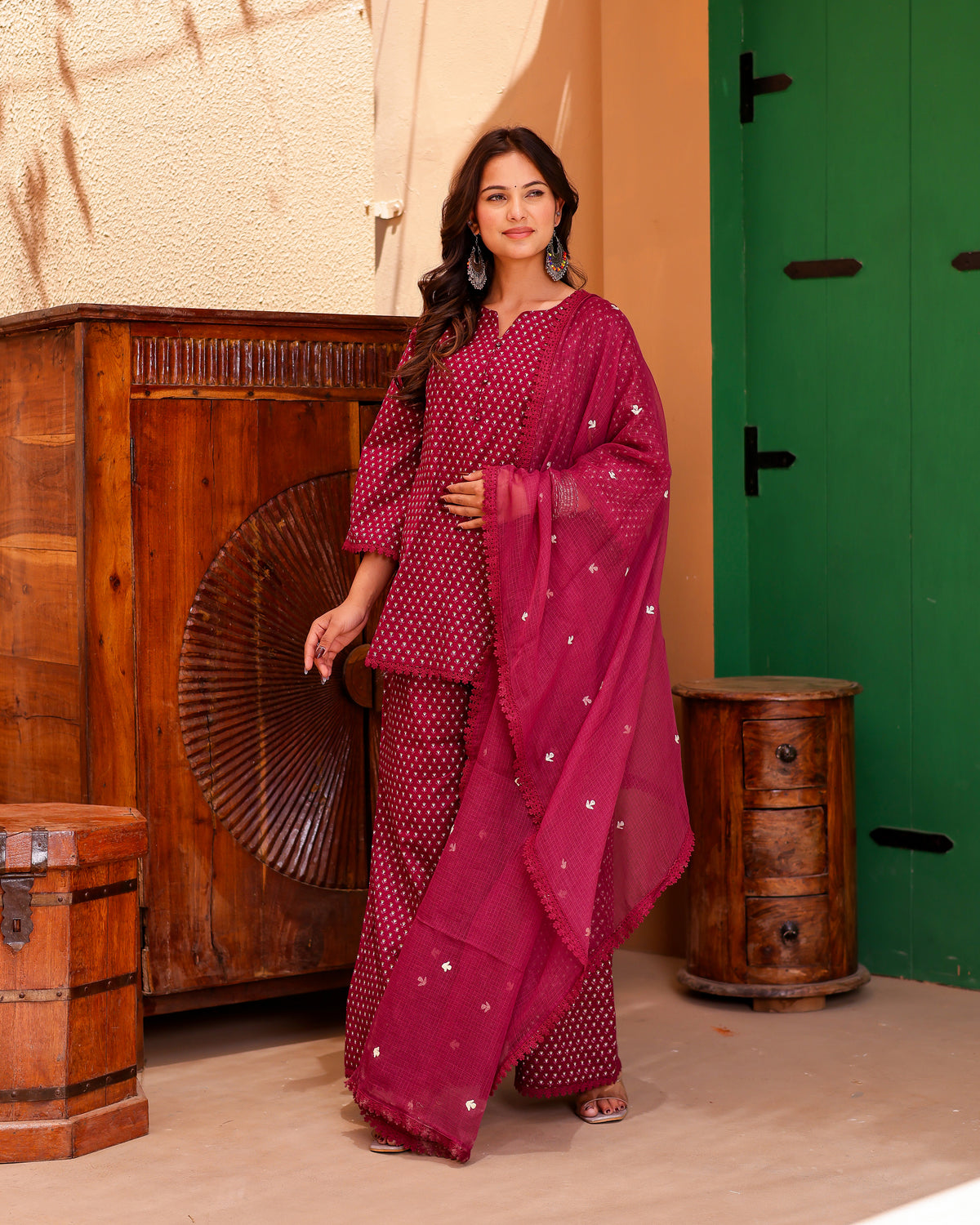 Maganta Handbock Suit Set - Asrumo