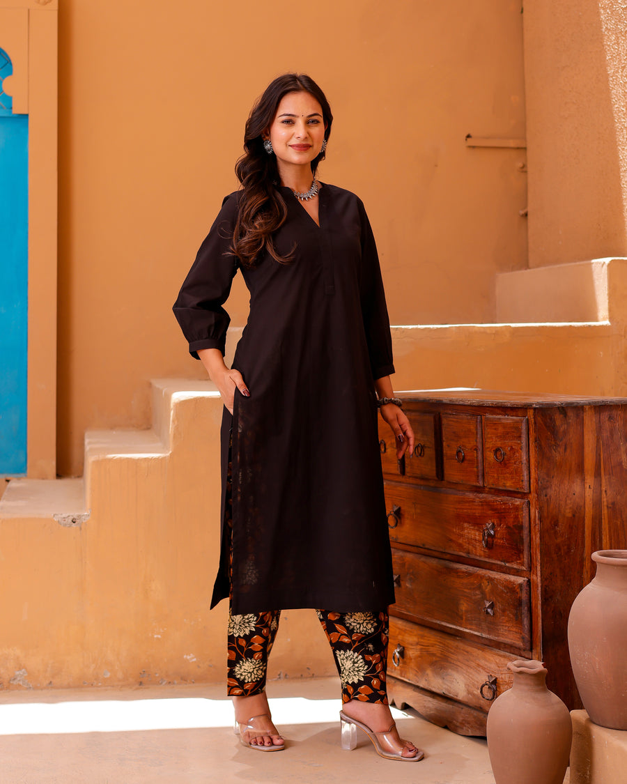 Black Paisley Handblock Suit Set alternate view