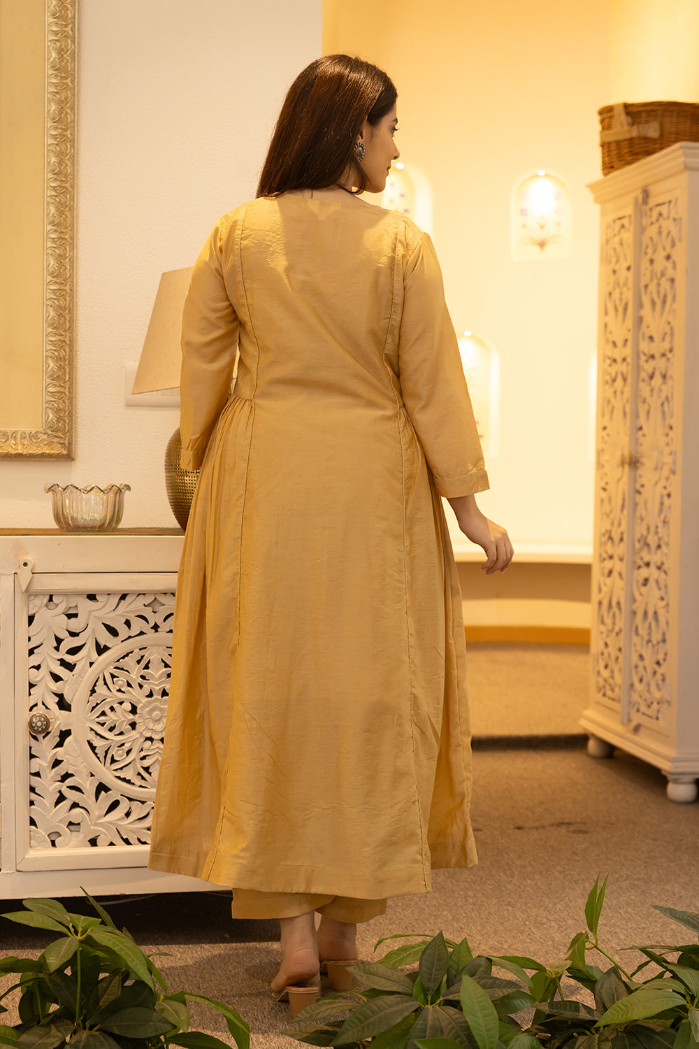 Yellow chanderi suit with doriya dupatta