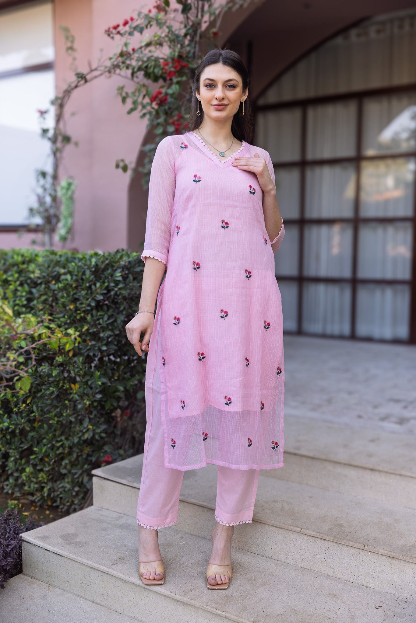 Light Pink Doriya Embroidered Kurti with Dupatta Suit set