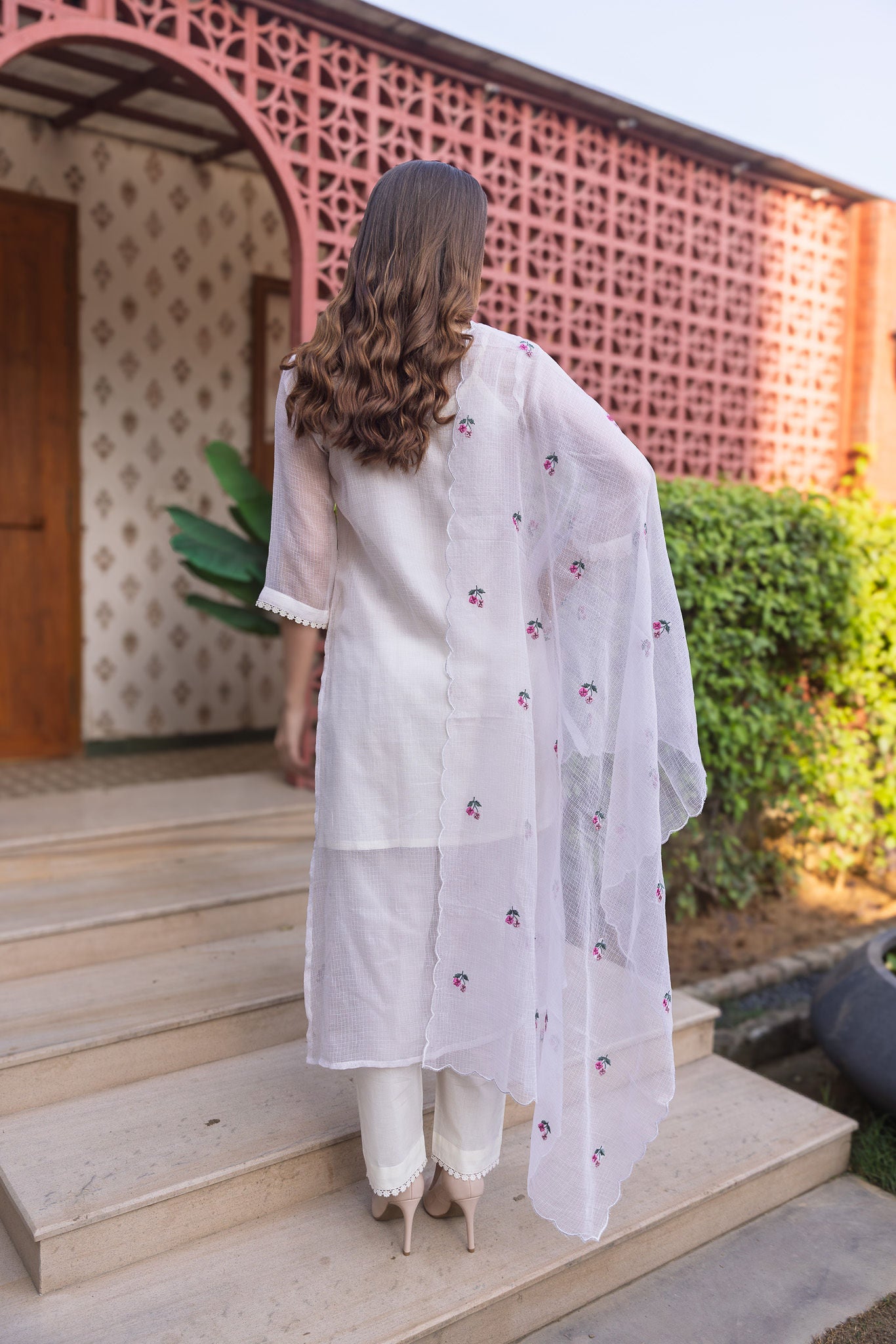 Off White Doriya Embroidered Kurti with Dupatta Suit set
