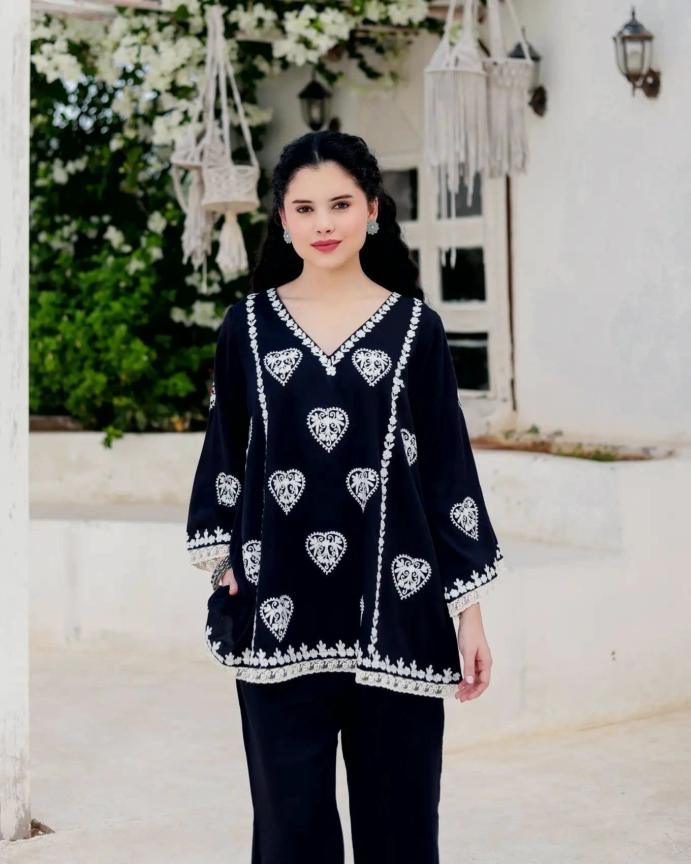 Noir Handcrafted Black Embroidered Kurta Palazzo Set with Organza Dupatta - AS-TTME-1 (6)
