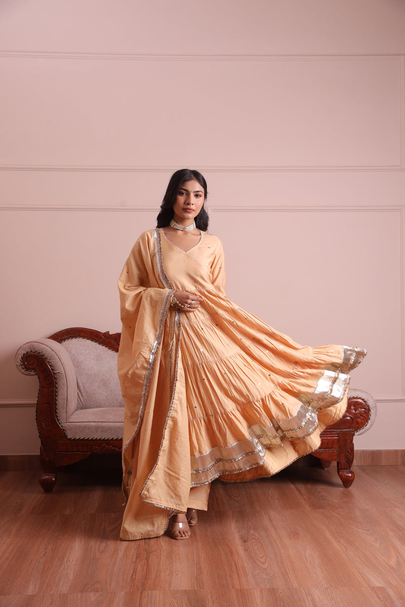 Top Color Choices for Weddings: From Yellow Haldi to Red Wedding Looks