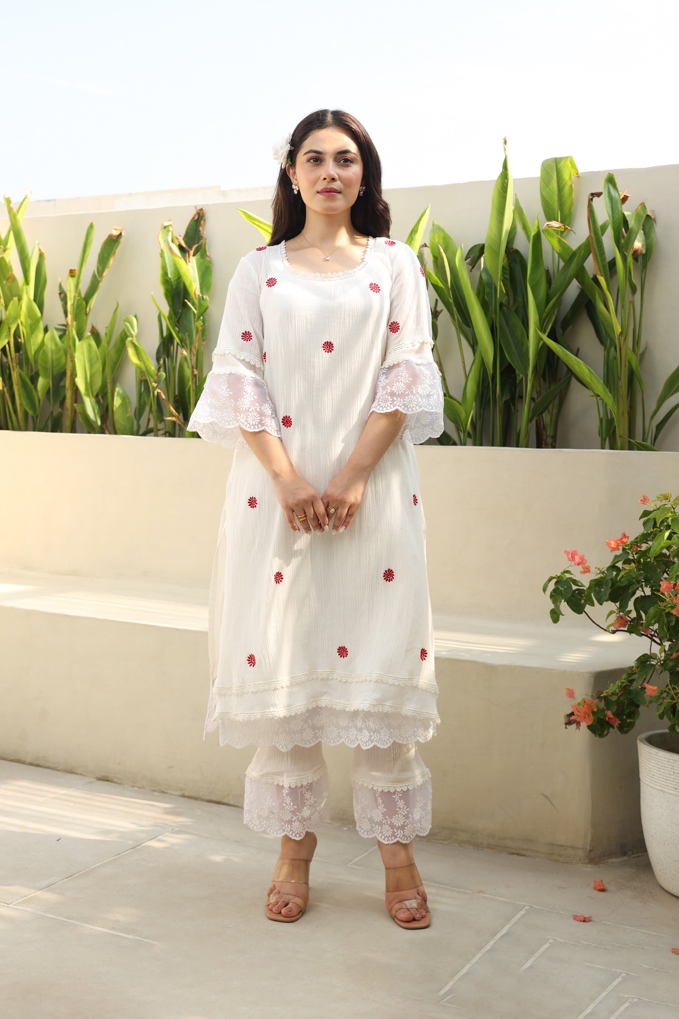 Floral Elegance White Cotton Gauze Kurta Set with Kota Doriya Dupatta Asrumo