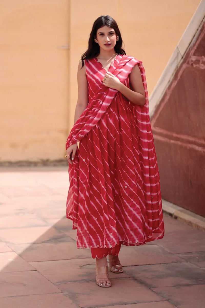 Laal Lehariya straight kurta set