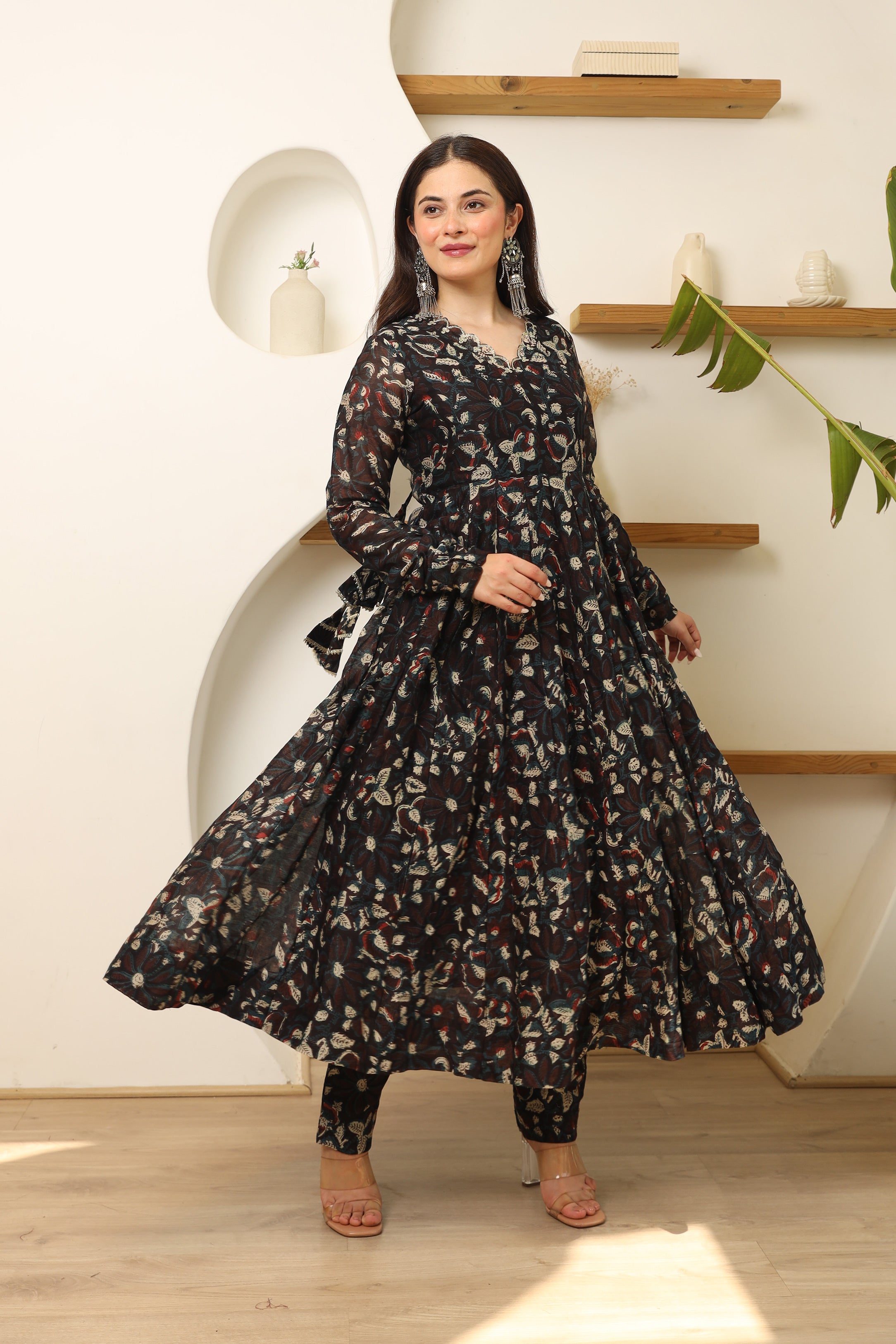 Midnight Elegance Anarkali Suit Set Asrumo