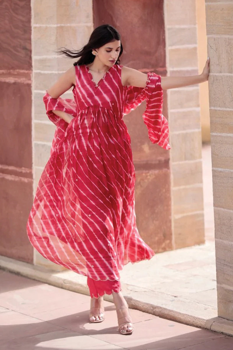 Laal Lehariya straight kurta set