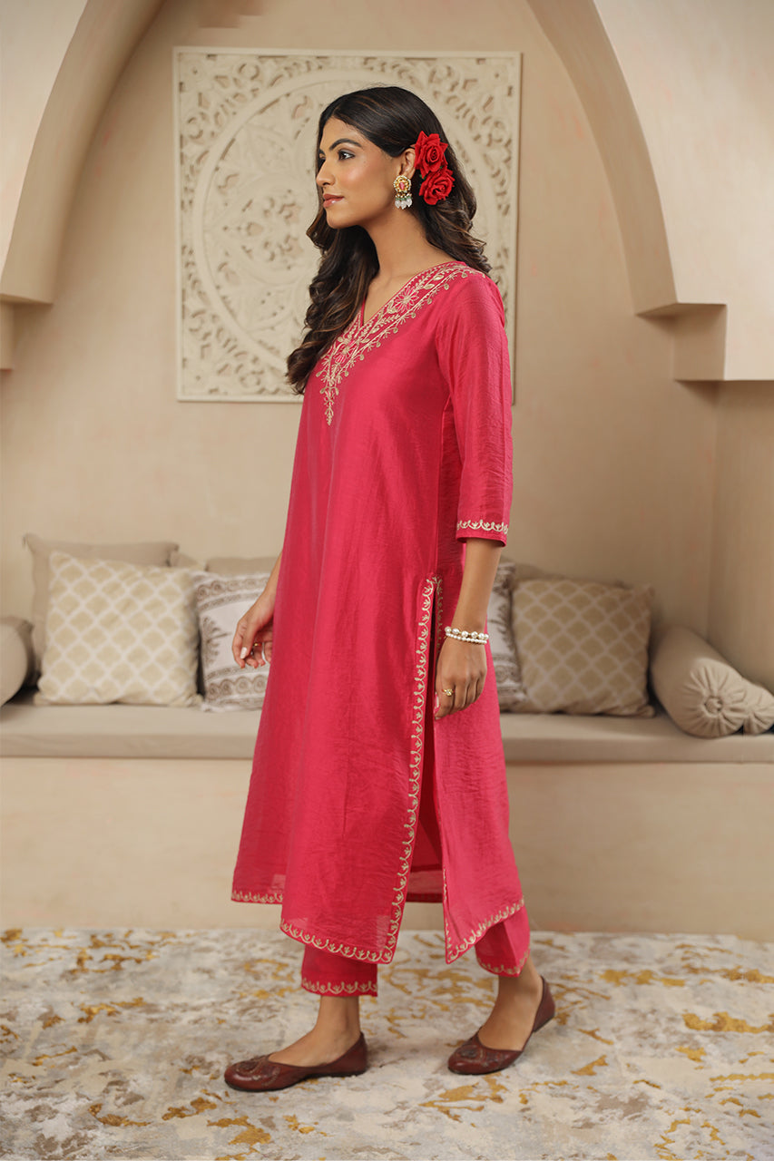 Pink Chanderi Gota Jaal Dupatta Straight Set