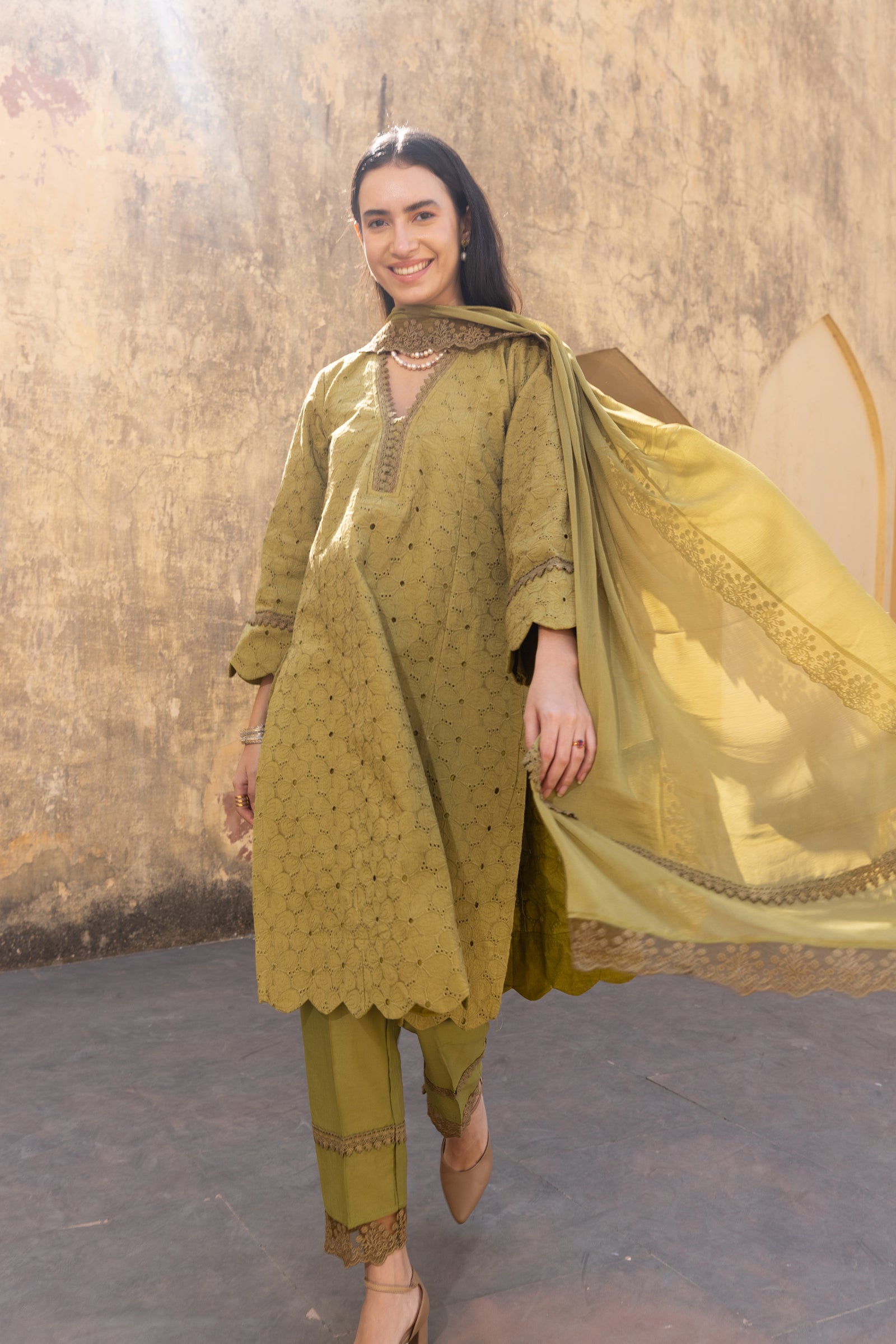 green embroidered kurti with dupatta - kurta set for women