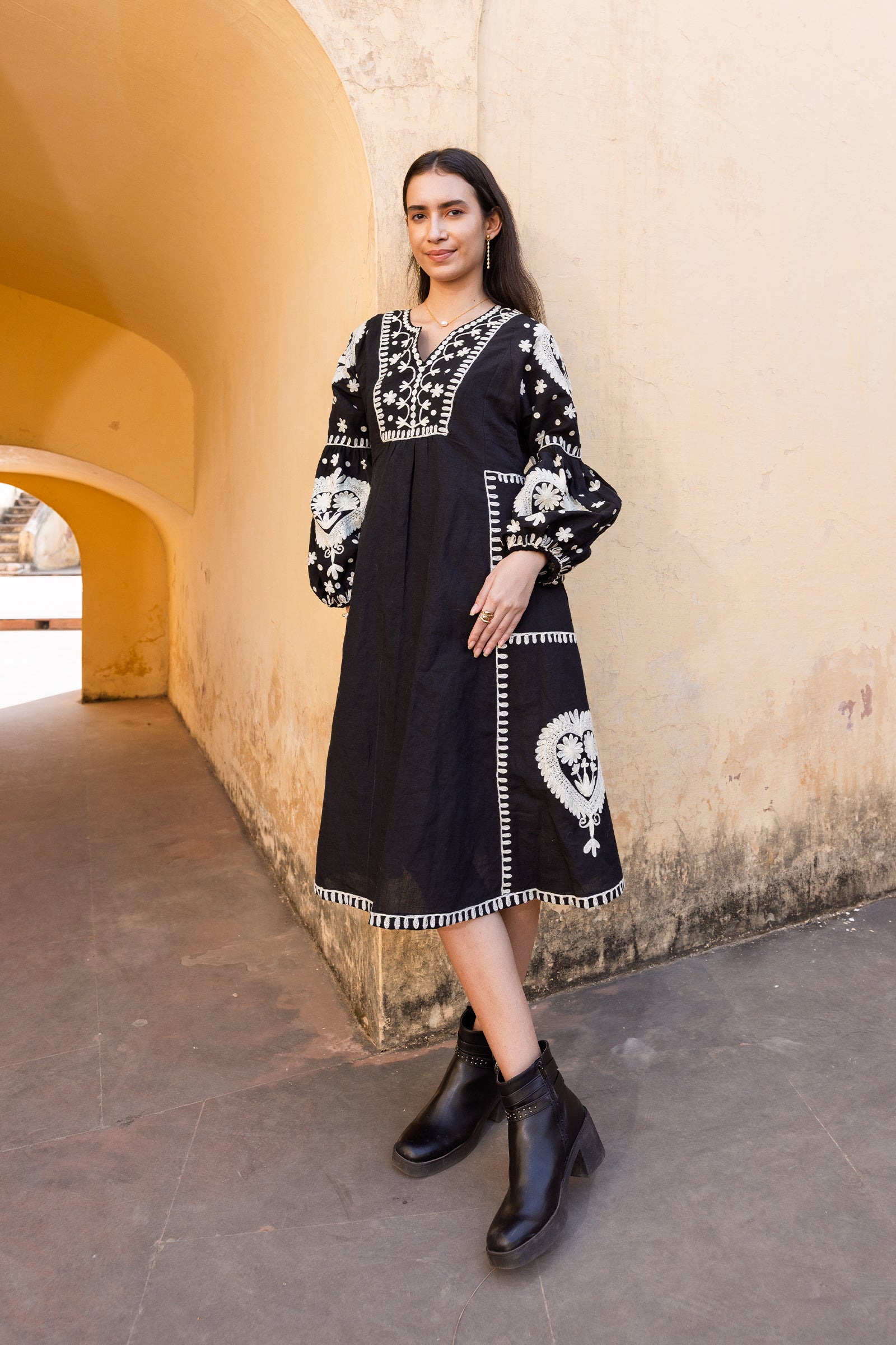 Black Linen Blend Embroidered Kaftan Dress