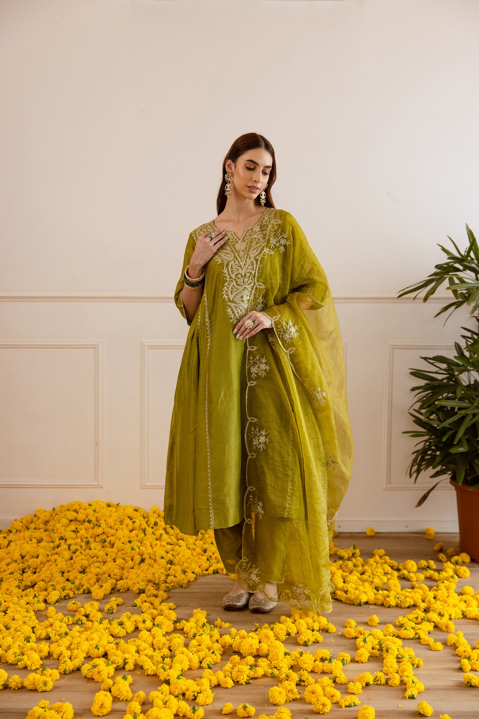 Green Chanderi Kurta Set With Organza Dupatta - Asrumo