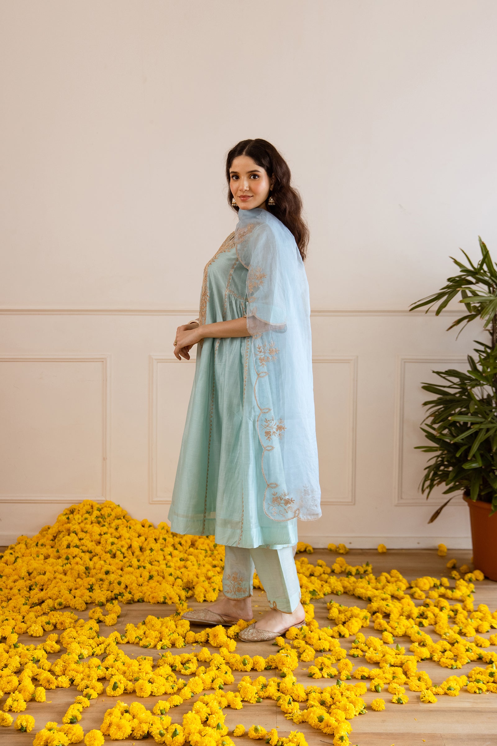Sky Chanderi Kurta Set With Organza Dupatta - Asrumo