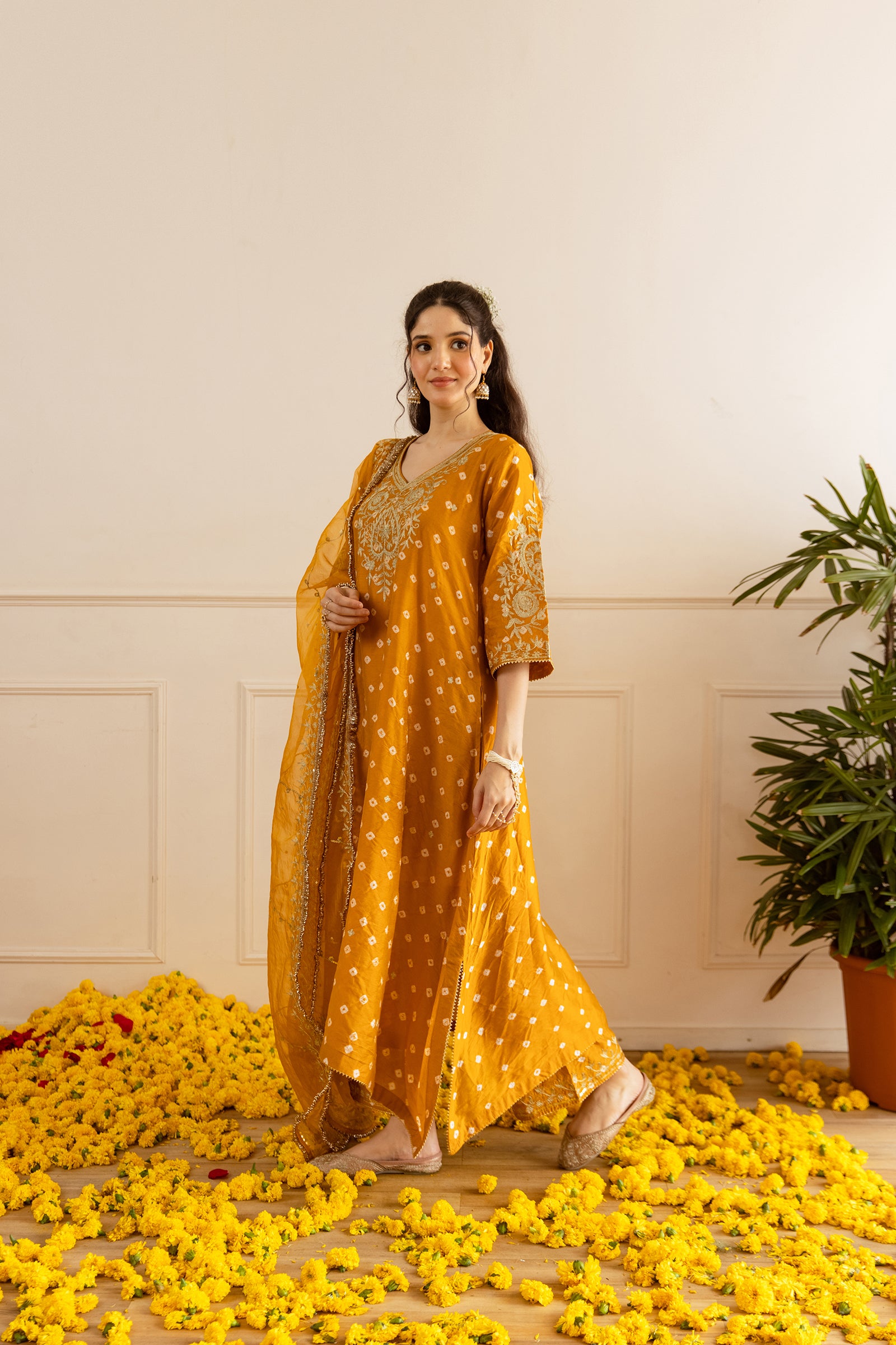 Marigold Hand Bandhej straight Suit Set - Asrumo
